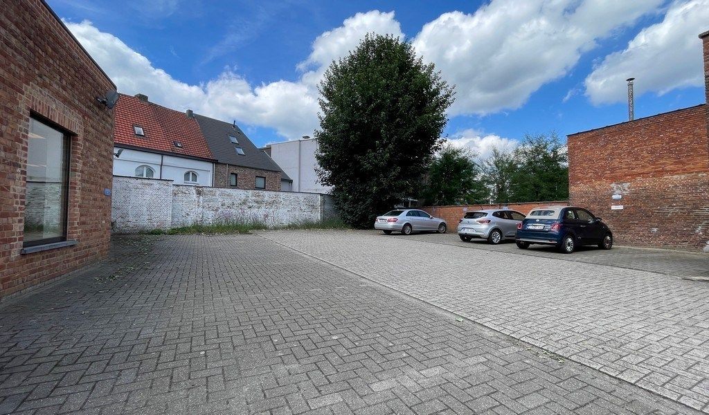 Commercieel kantoorpand te huur vlakbij stadsring Mechelen foto 29
