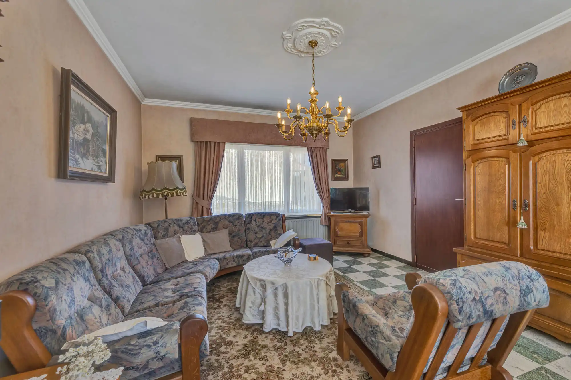 Te renoveren HOB met 3 slaapkamers en tuin foto 6