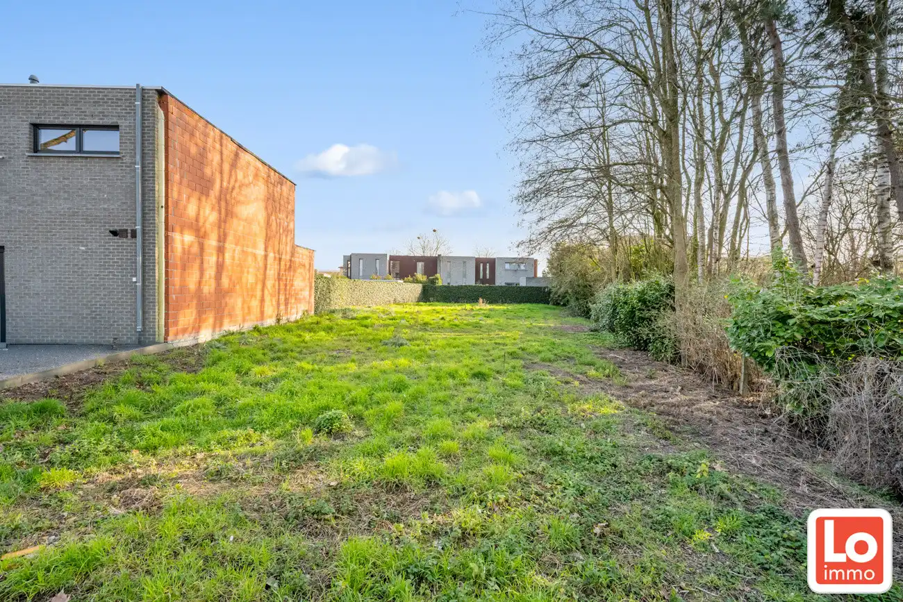 Mooi perceel bouwgrond voor een halfopen woning op een rustige locatie in Zaffelare! foto 2