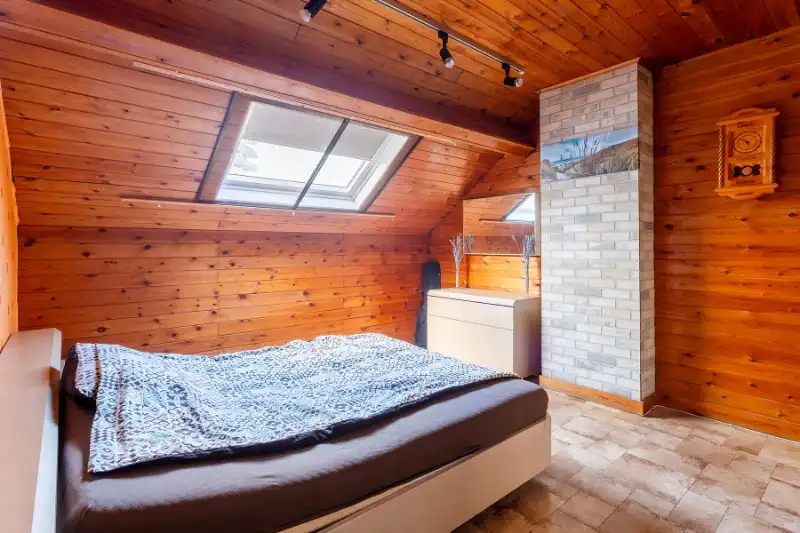 Uiterst ruime woning, veel lichtinval, mooie tuin, instapklaar! foto 17