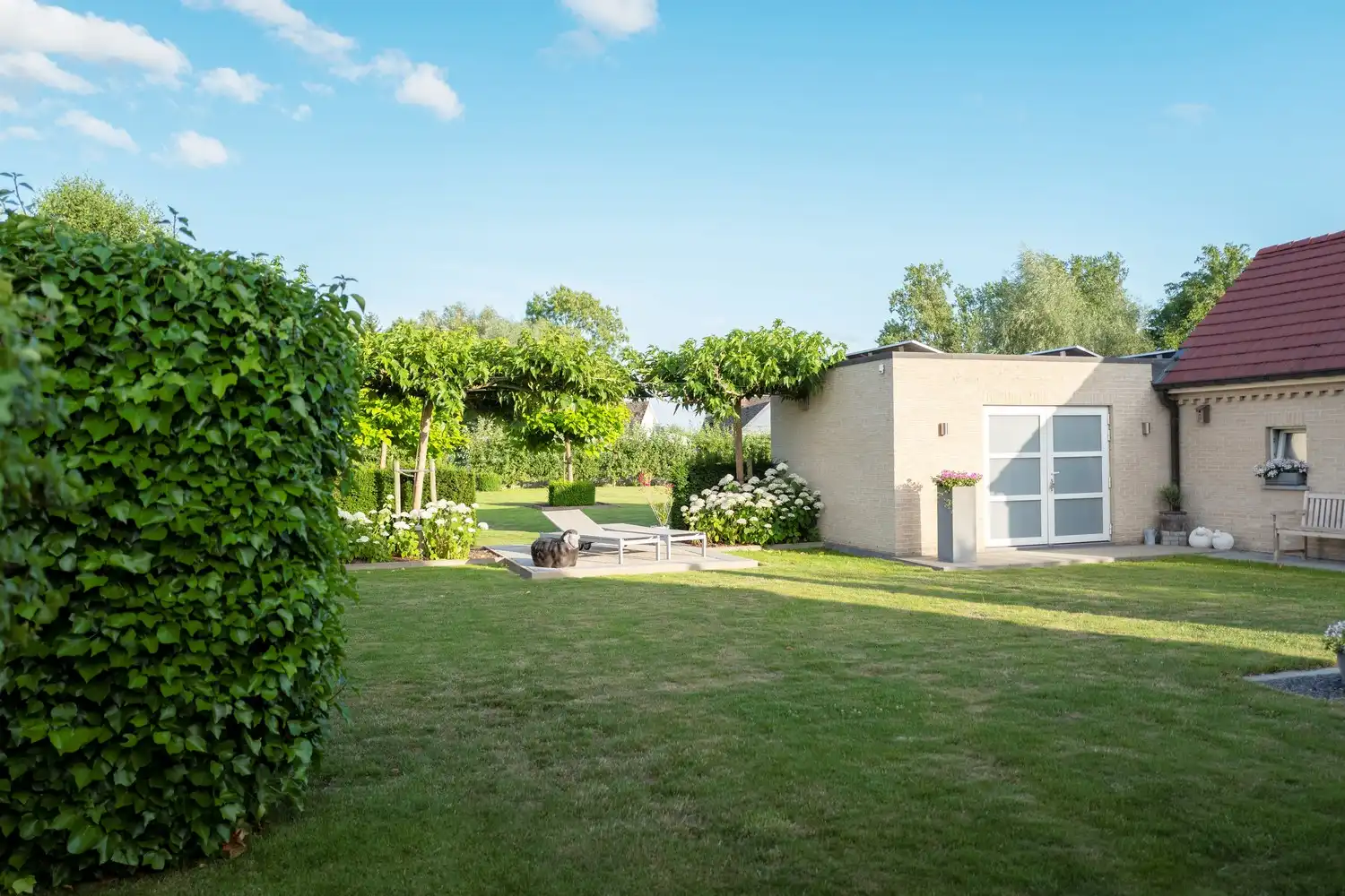 Exclusieve villa in het groene Denderwindeke – ruimte, luxe en comfort op topniveau! foto 14