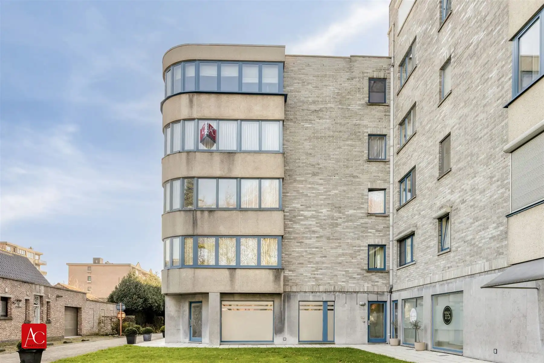 Appartement 3de verdieping met terras en 2 slaapkamers foto 2