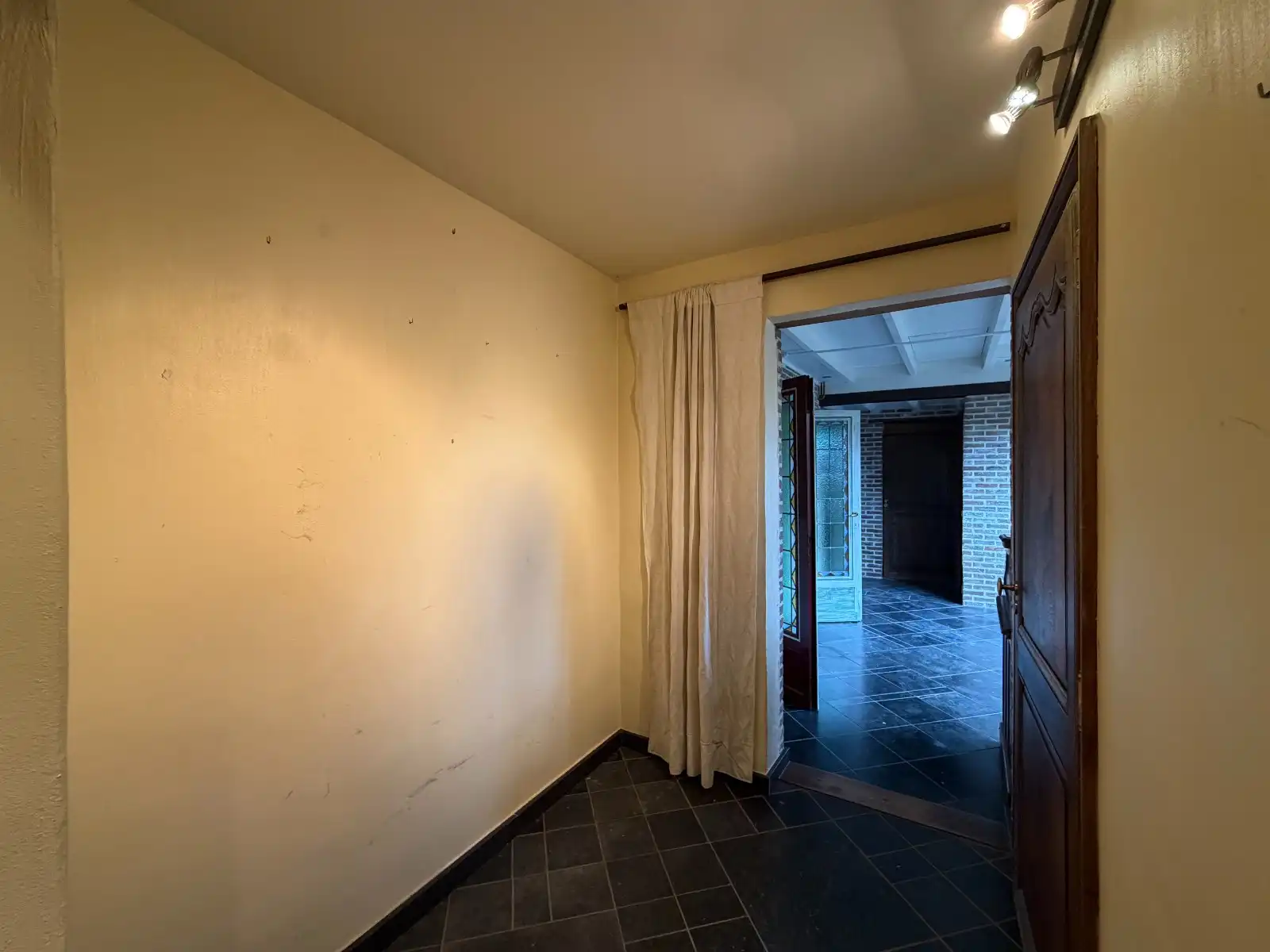 VEELZIJDIGE LANDELIJKE WONING OP 1.170 M² MET TAL VAN MOGELIJKHEDEN! foto 17