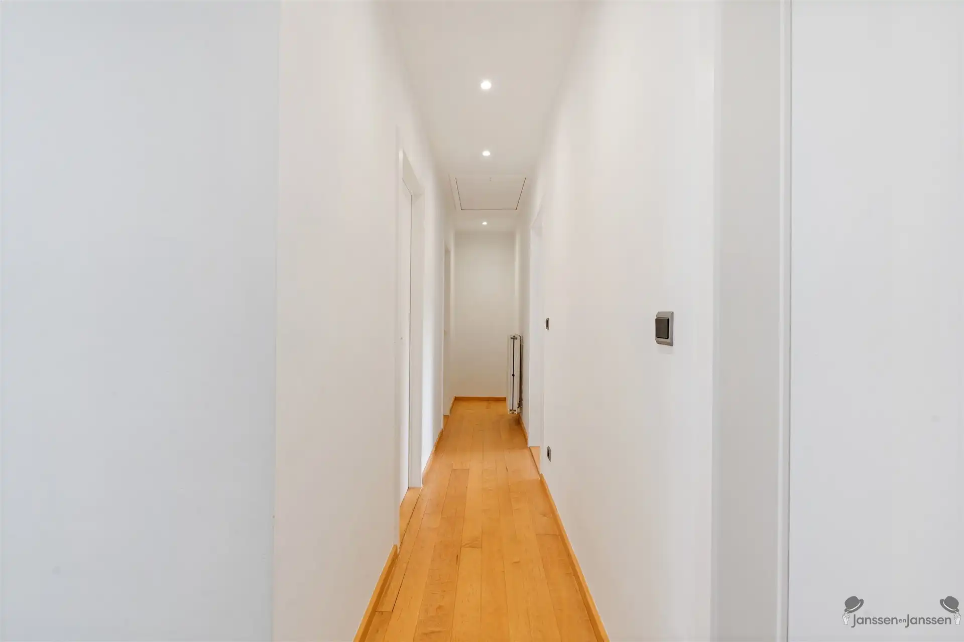 MODERNE, VOLLEDIG GERENOVEERDE VILLA OP RUSTIGE LIGGING IN TREMELO foto 11