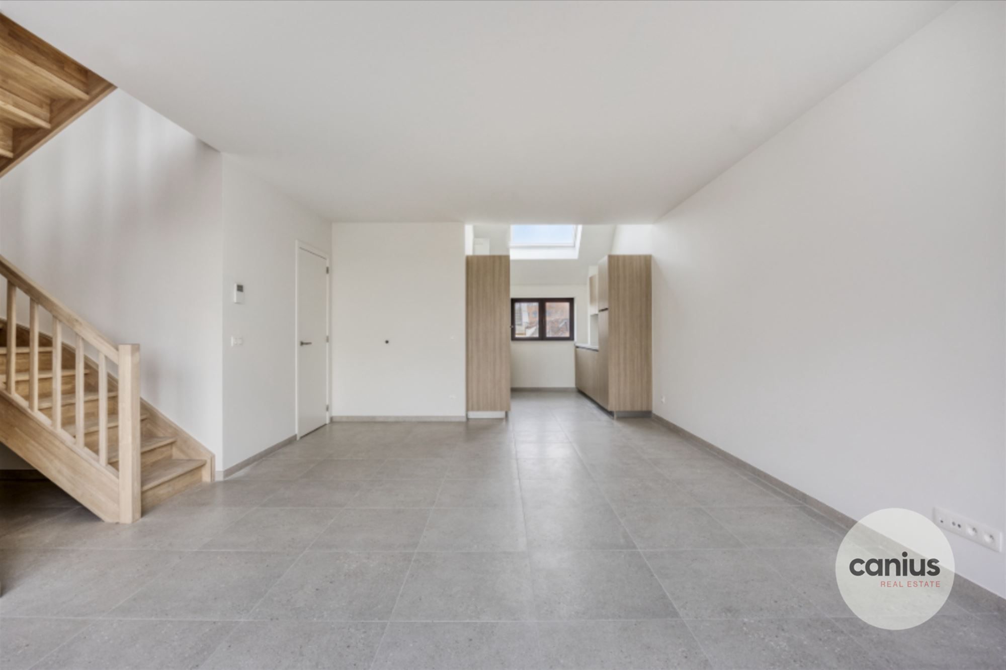 RUIM DUPLEXAPP. MET 3 SLPKS EN 2 TERRASSEN foto 4