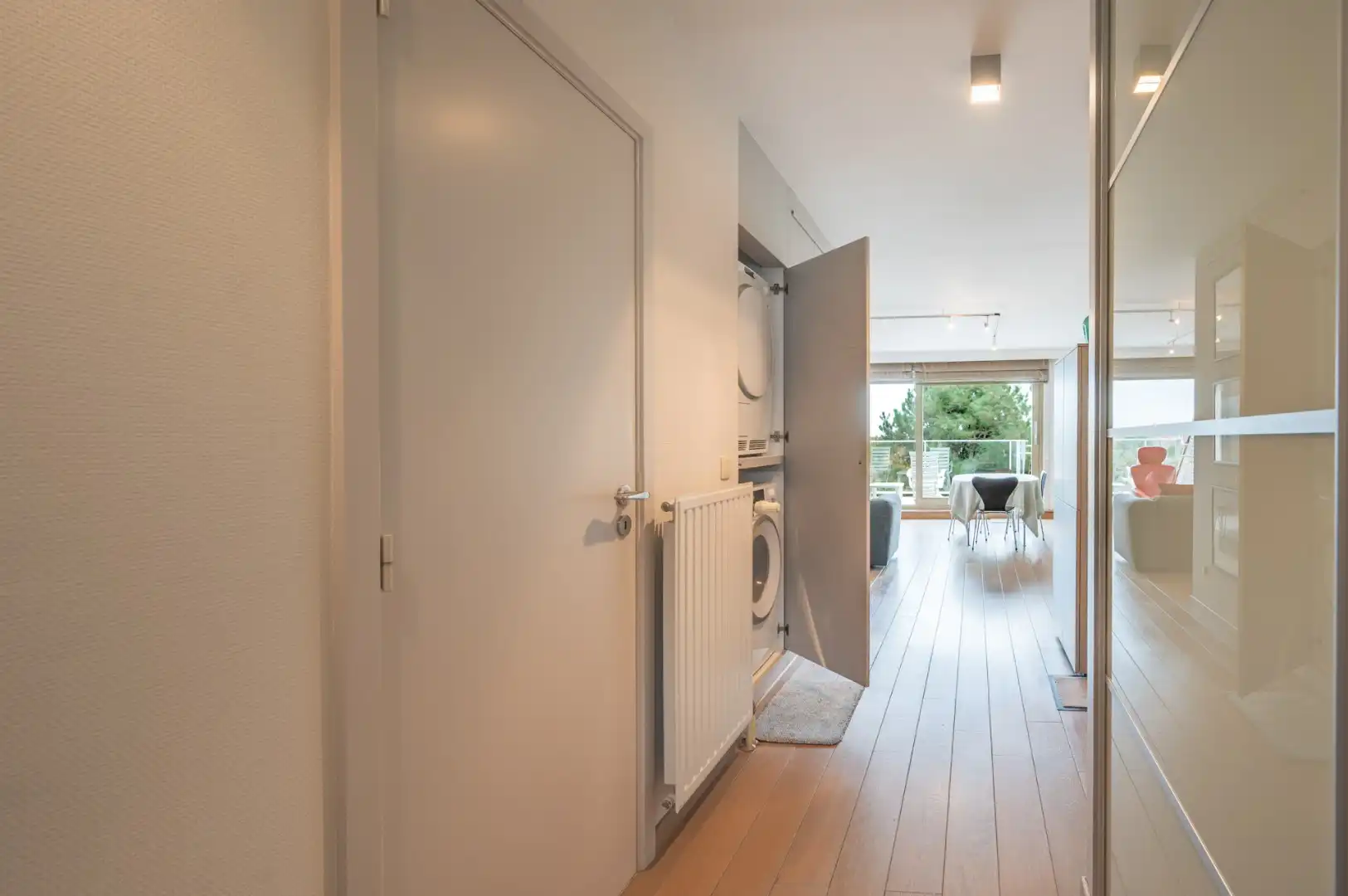 Instapklaar appartement met ruim terras met zicht op park 58 foto 7
