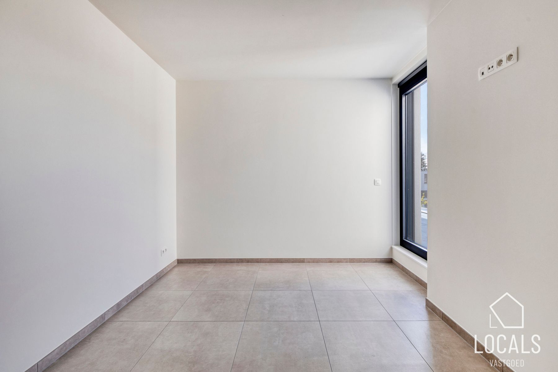 Nieuwbouw appartement met autostaanplaats in centrum Ninove foto 13