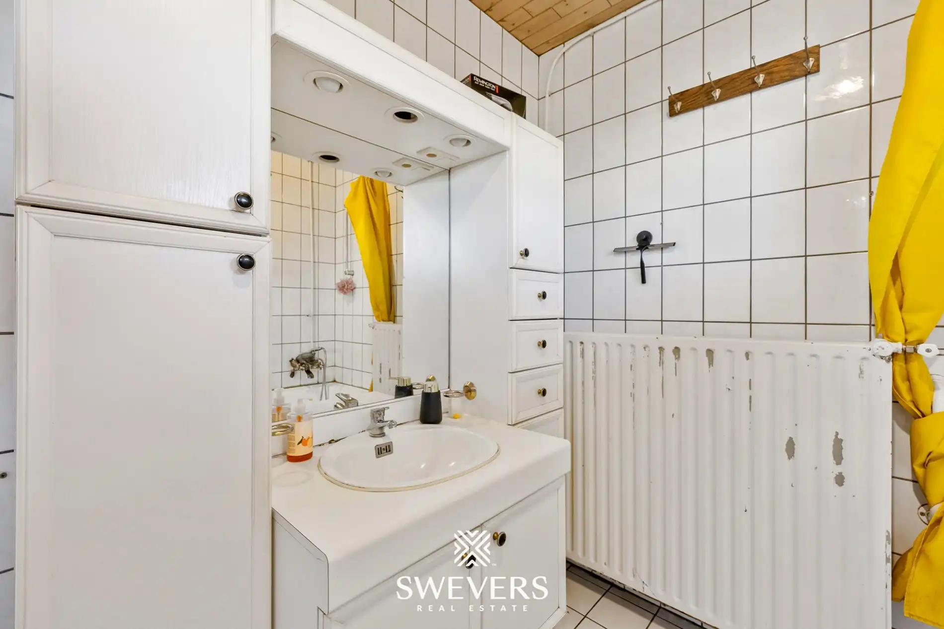 Te renoveren open bebouwing met ruime volumes en zuidgericht perceel in Heusden   foto 24