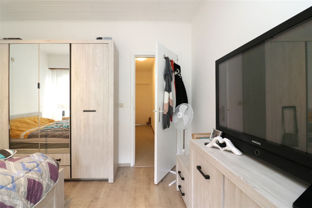 Gezellige woning, 4 slpk., inpandige garage, tuin foto 45