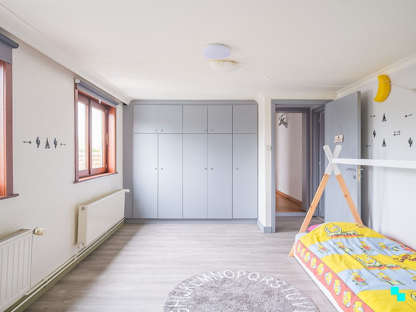 Charmante woning met vijf slaapkamers en inpandige garage te Merelbeke foto 18