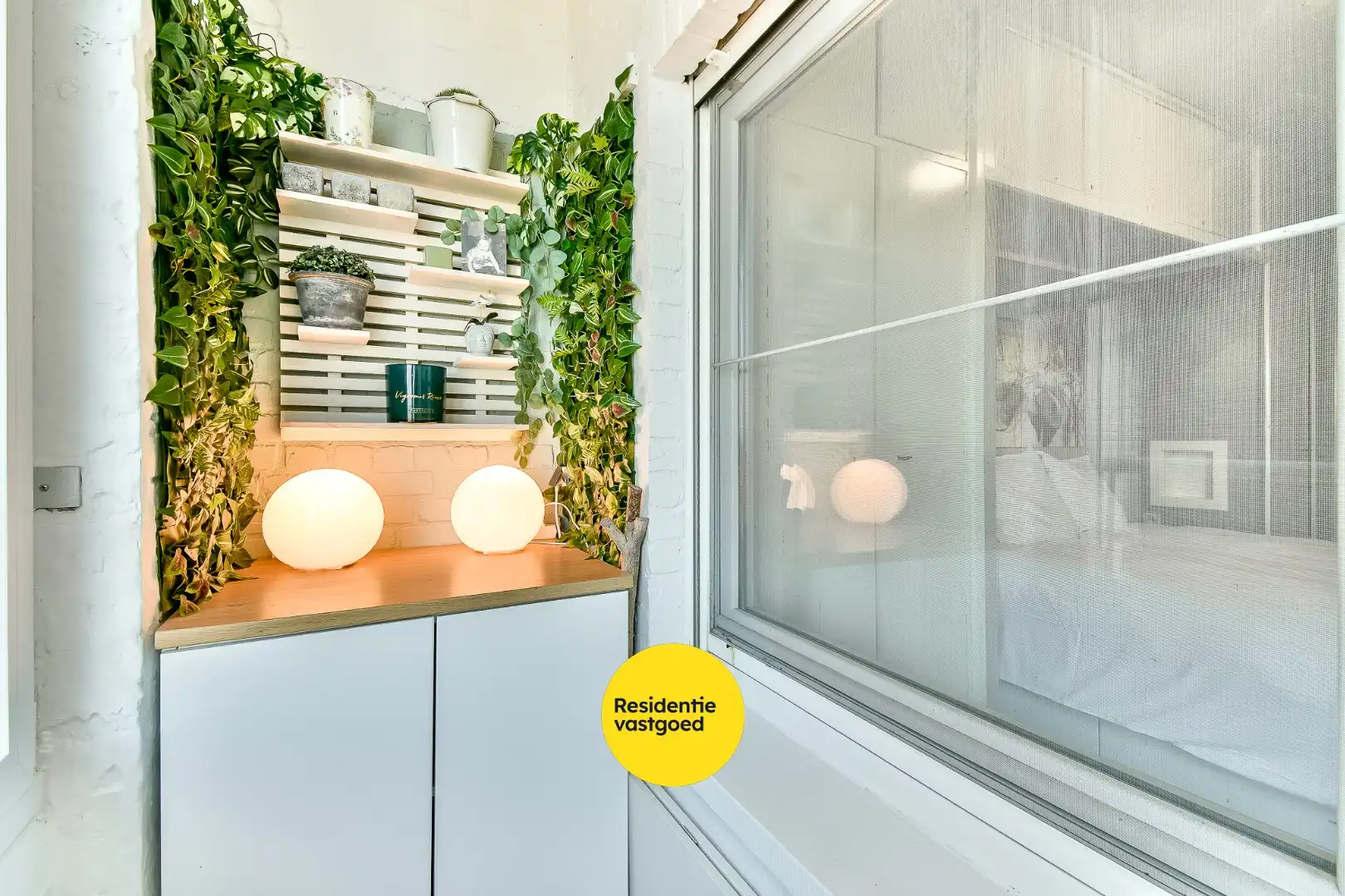 Instapklaar twee-slaapkamer-appartement op mooie locatie foto 12