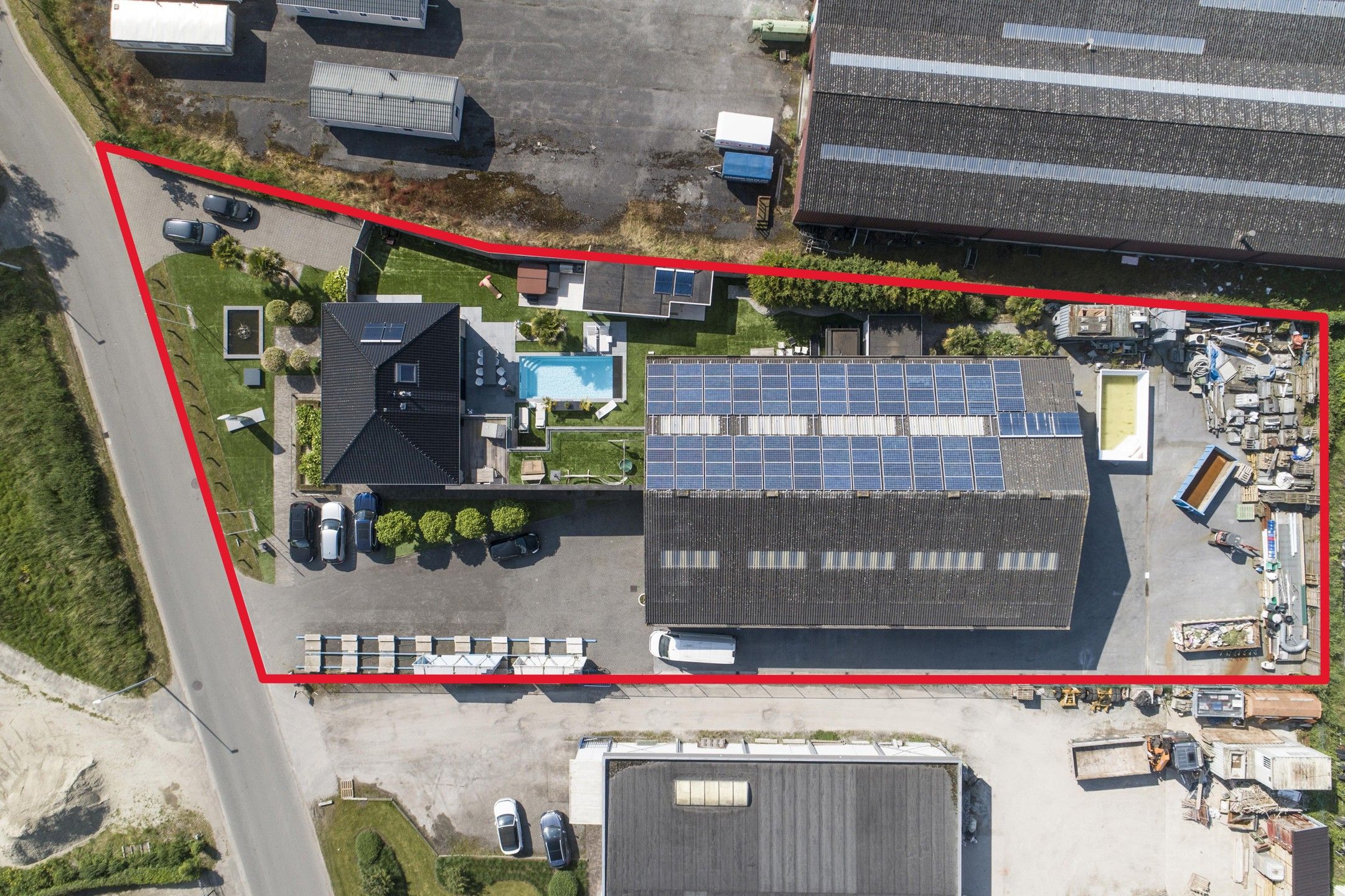 Uniek Bedrijfsgebouw & Luxe Villa In Beveren Te Koop foto 2