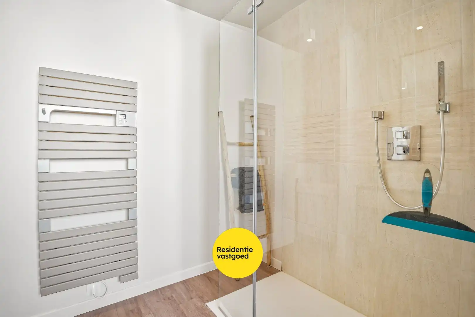 Recent gerenoveerde vakantiewoning (type bungalow) met 2 slaapkamers te Koksijde.  foto 16