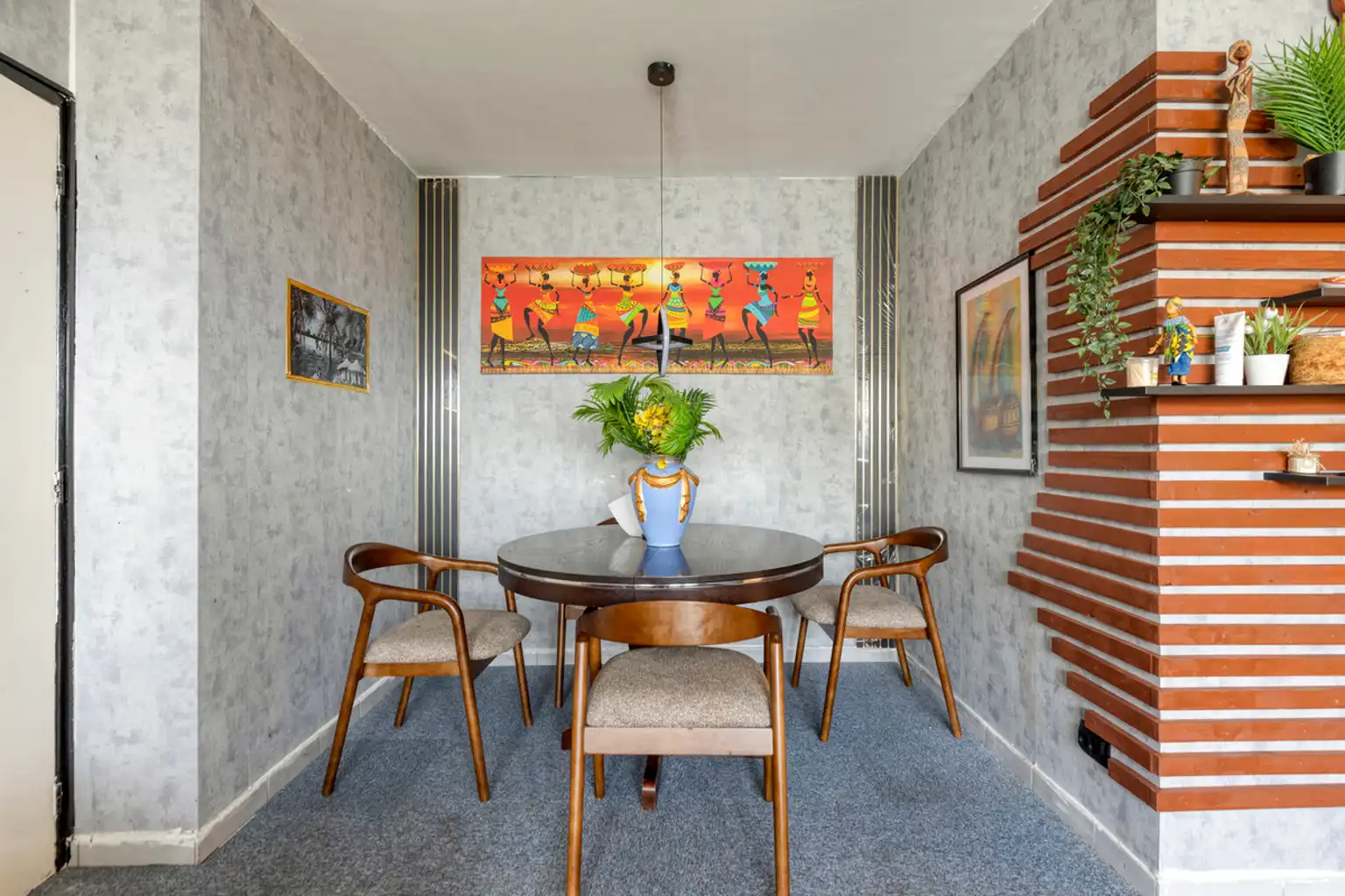 Instapklaar 3-slaapkamer appartement met subliem uitzicht foto 4