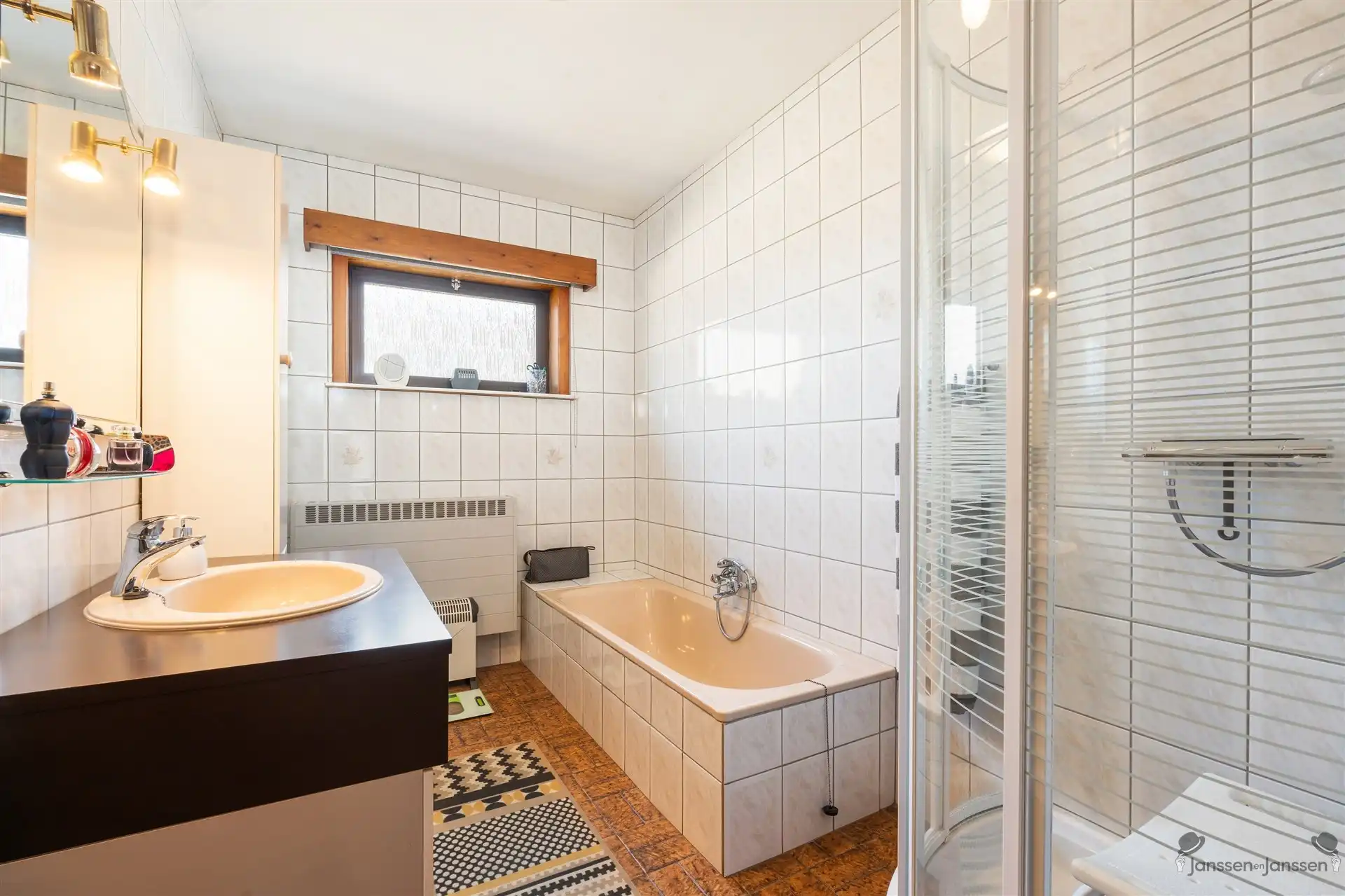 Rustig gelegen woning met prachtig uitzicht foto 13