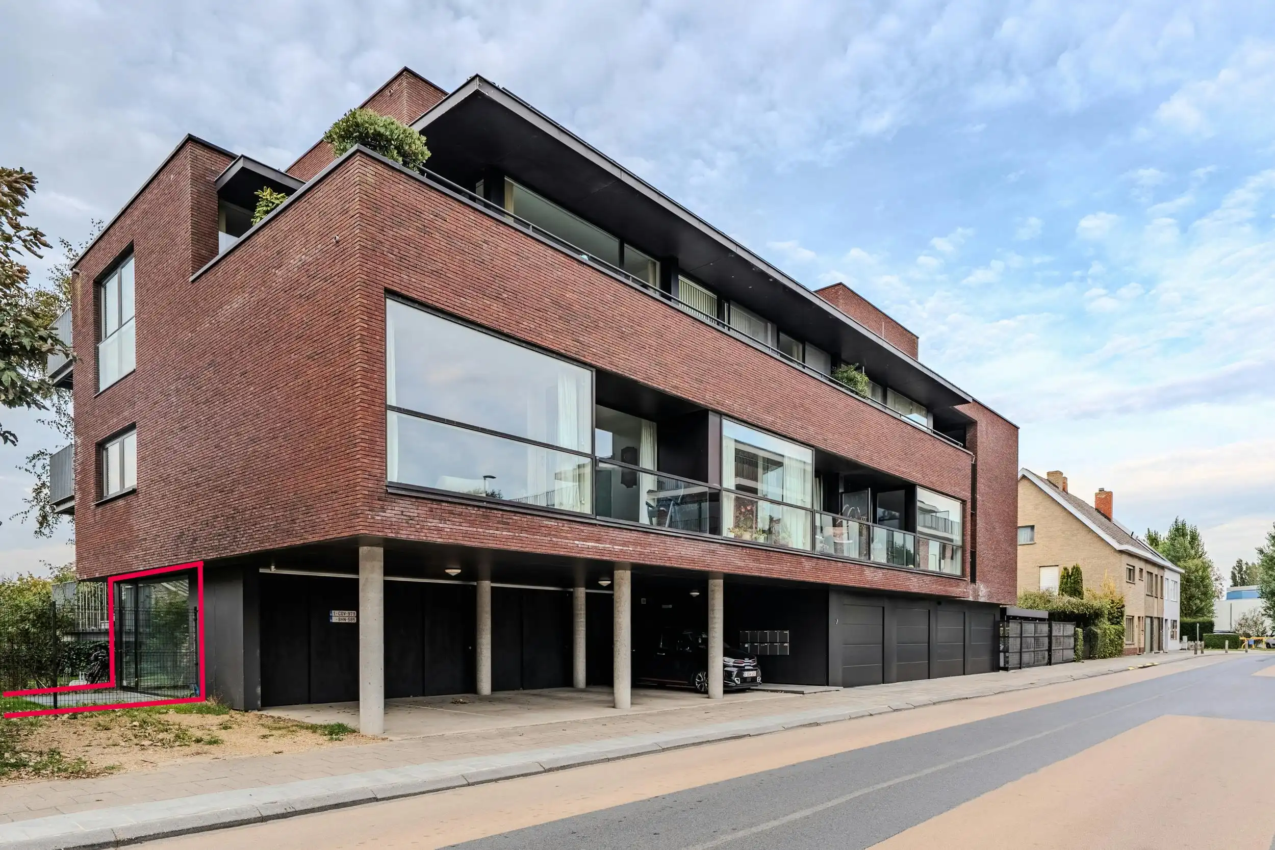 Lichtrijke studio met slaaphoek en met tuintje te Bredene  foto 2