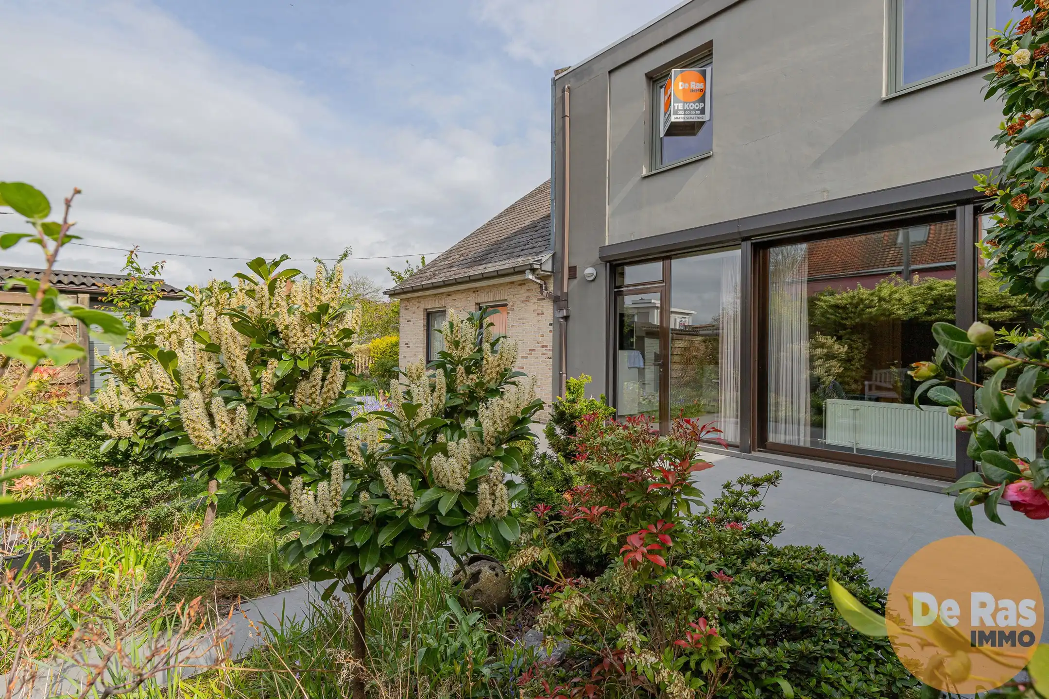 LIEDEKERKE - Ruime gezinswoning met tal van mogelijkheden foto 5