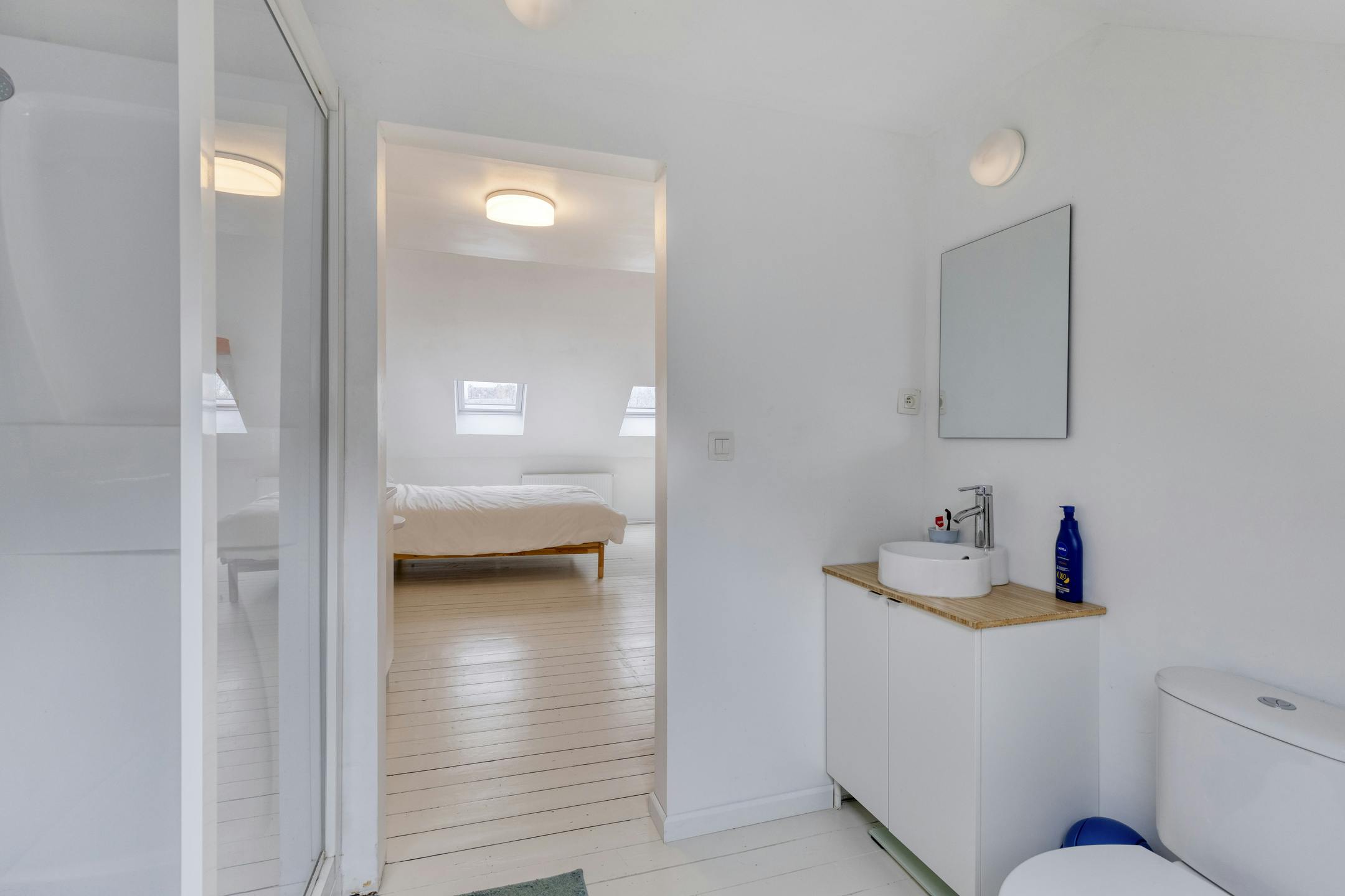 Instapklare woning te koop in Molenbeek! foto 18