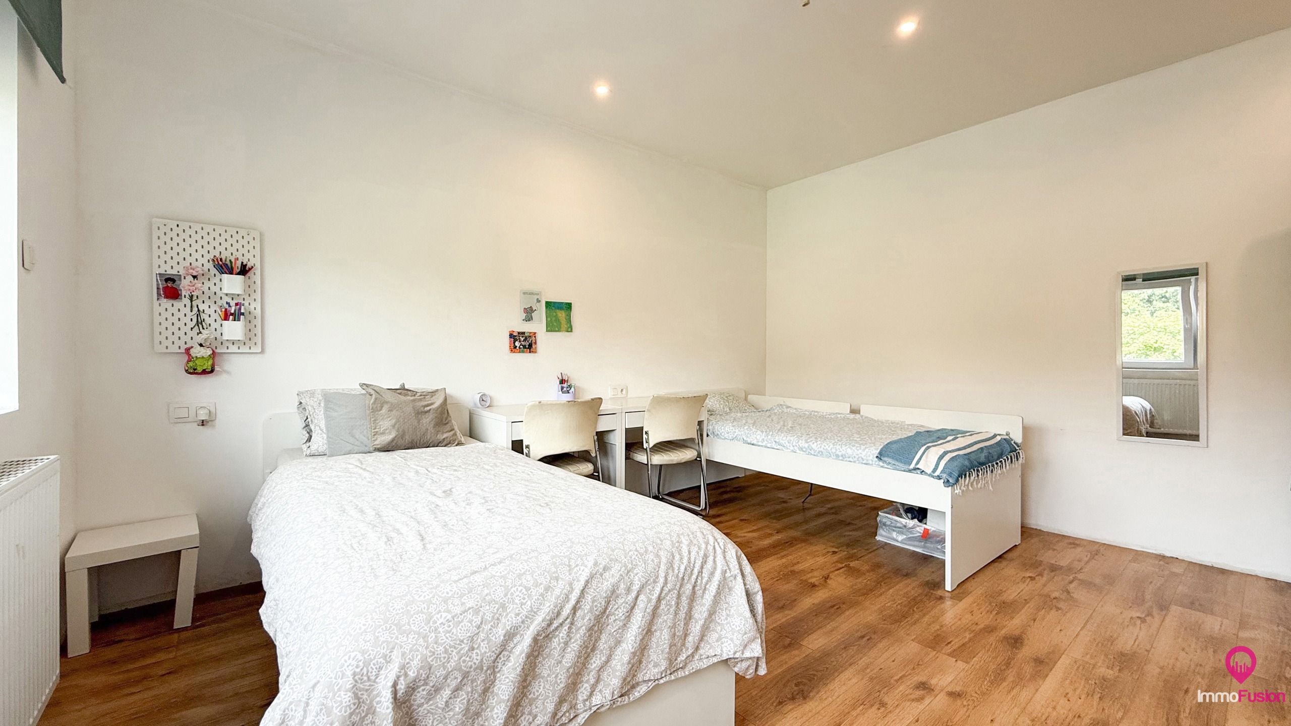 Woning met handelsruimte en 203 m² woonopp. te Houthalen! foto 29