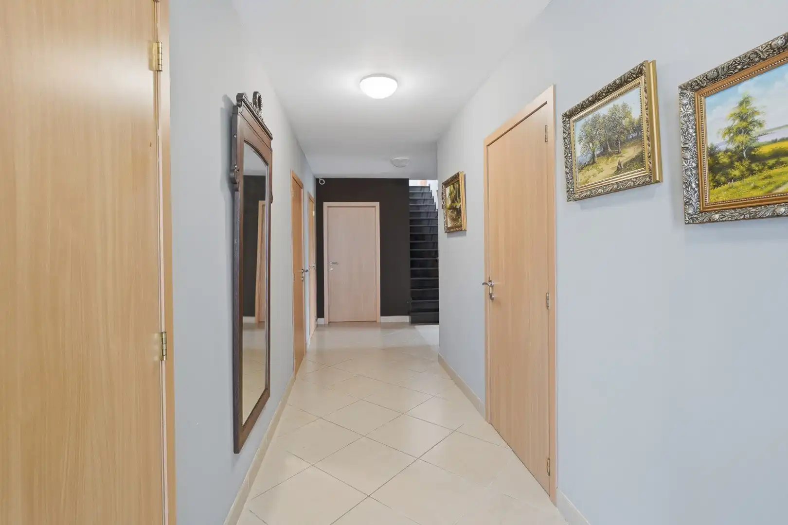 Bedrijfswoning met ruime loods van ca. 1.530 m² in de ambachtelijke zone van Eernegem foto 19
