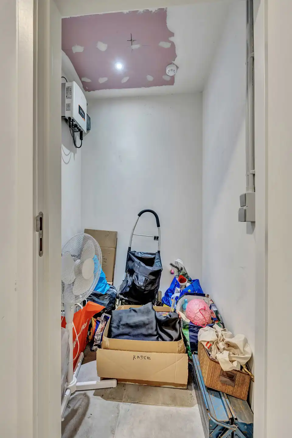 Gerenoveerd appartement met 2 ruime slaapkamers foto 14