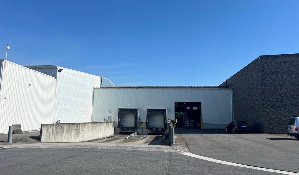 Logistiek bedrijfspand te huur in de haven van Gent foto 2