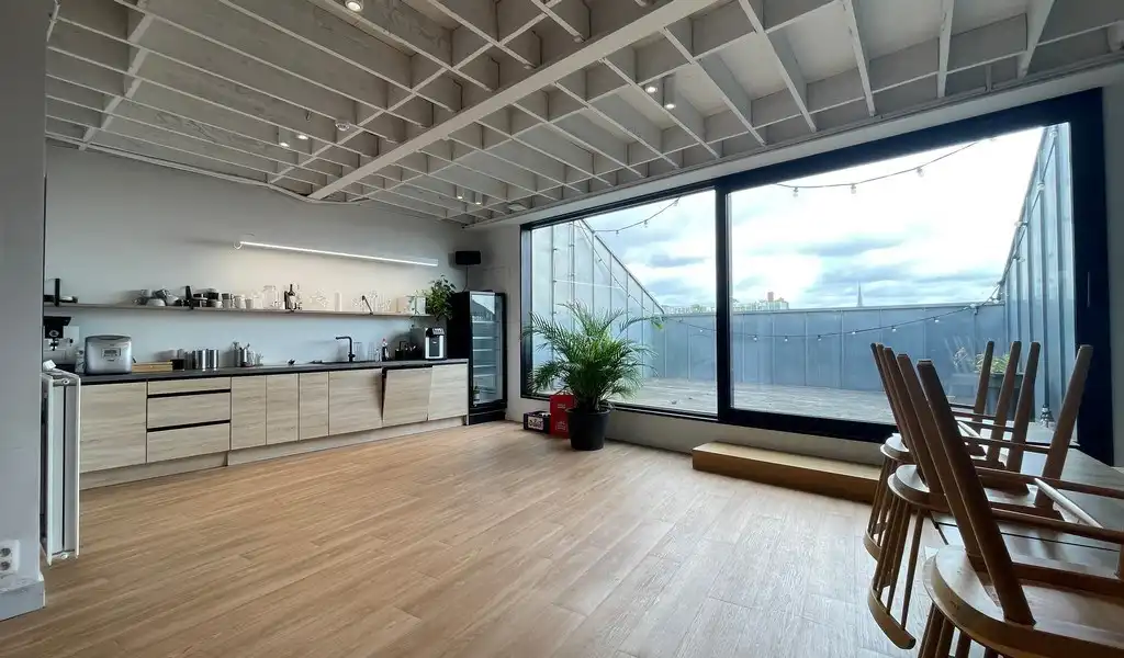 Duplexkantoor te huur in prachtig herenhuis in centrum Antwerpen foto 4