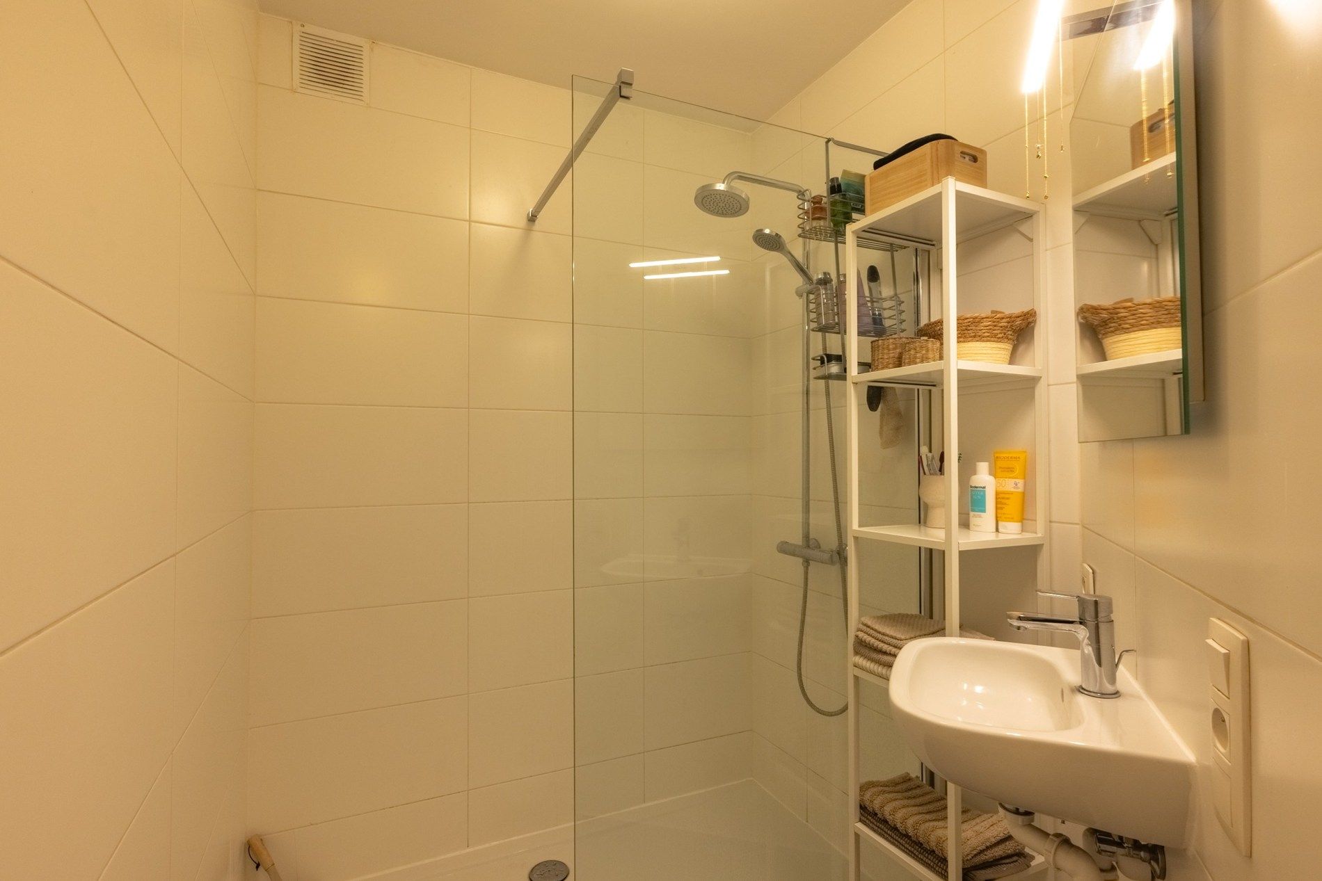 Aangenaam gemeubeld appartement te Knokke foto 7
