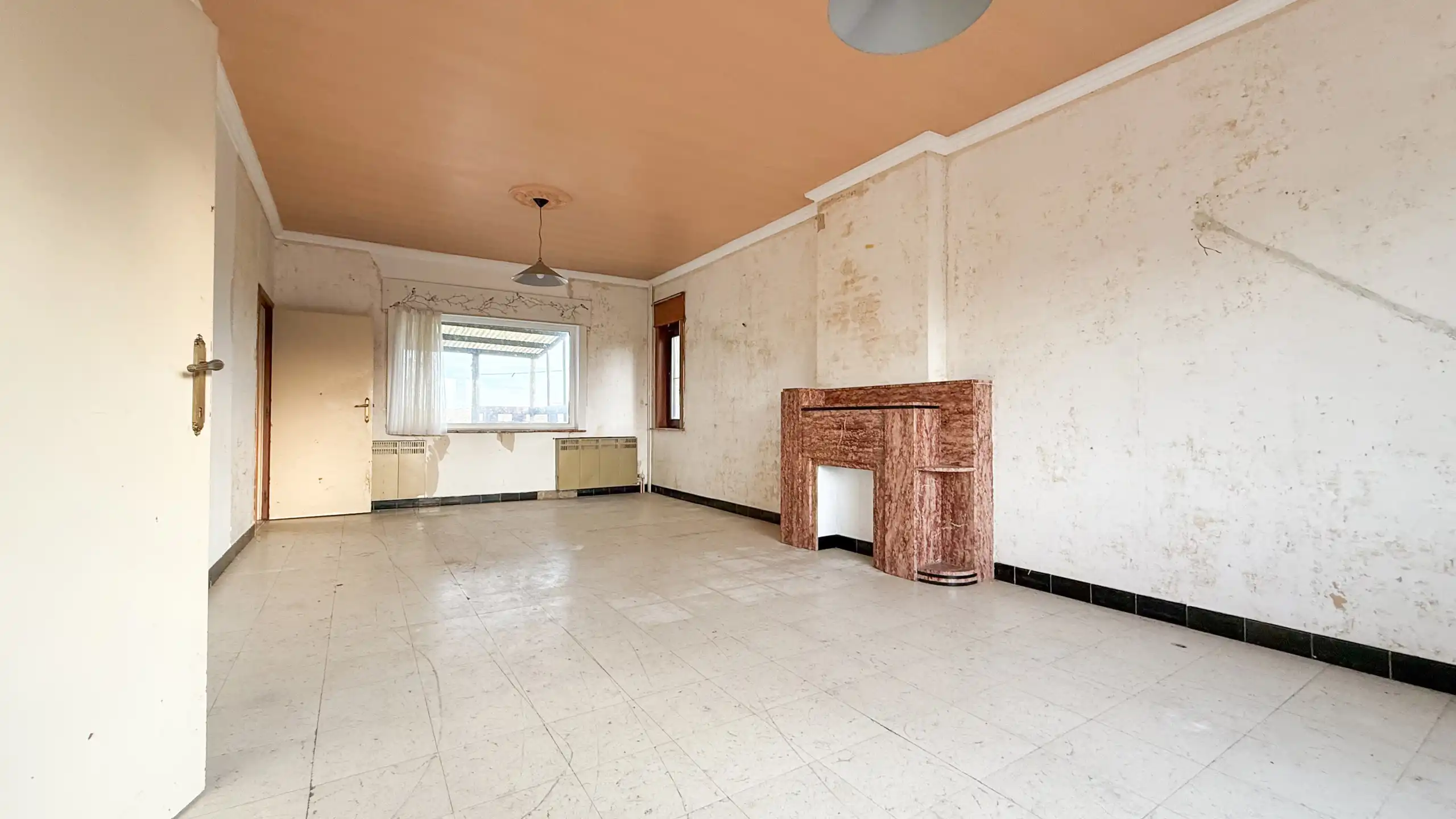 Charmante woning met potentieel tussen Kortessem–Tongeren! foto 5