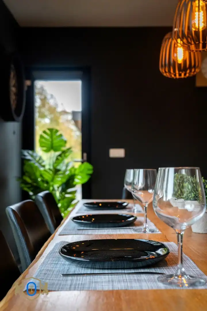 Halfopen 3-slpkr woning met tuin & carport foto 13