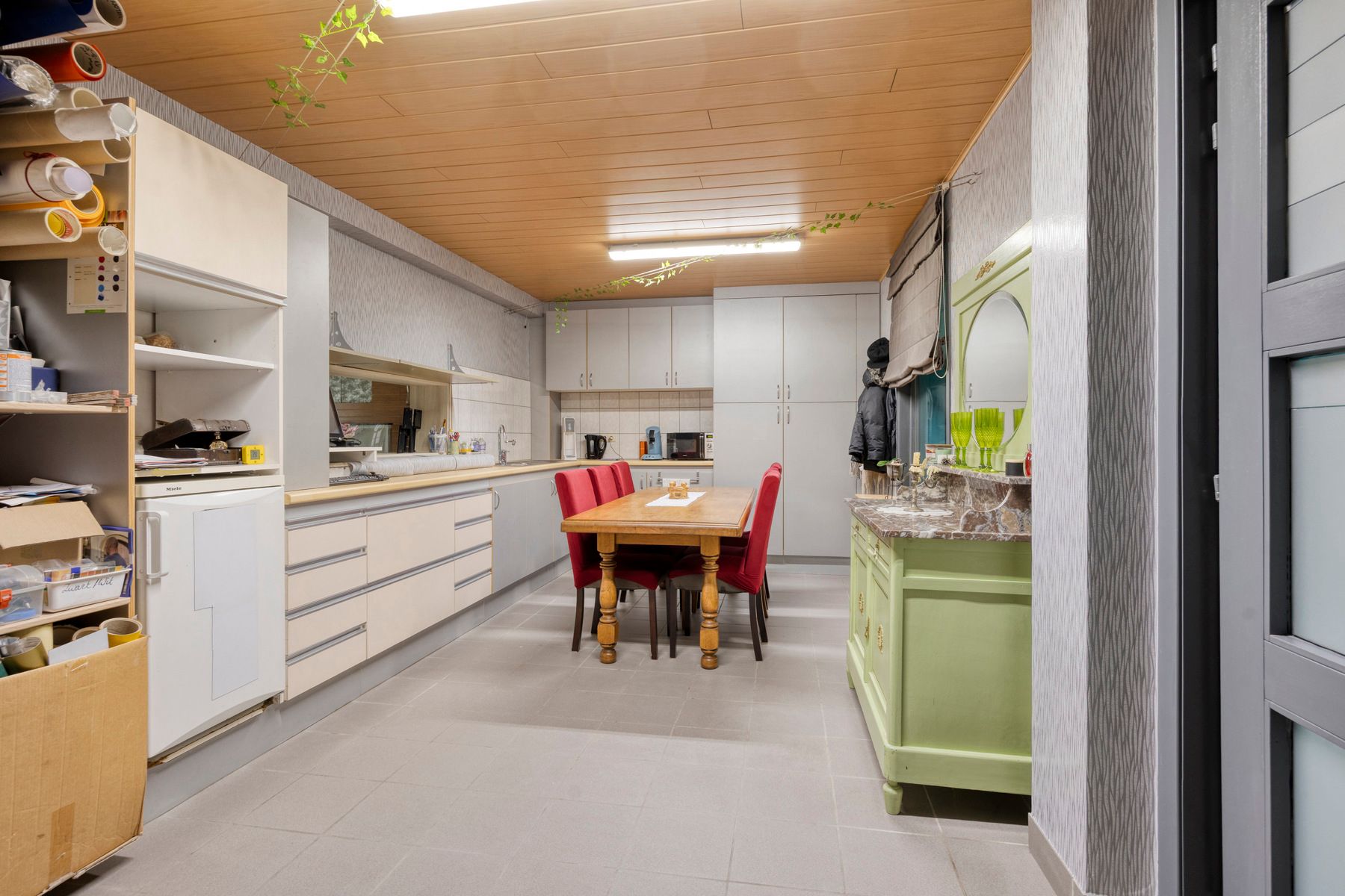 Goed gelegen woonst met grote tuin– incl. polyvalente benedenruimte foto 4