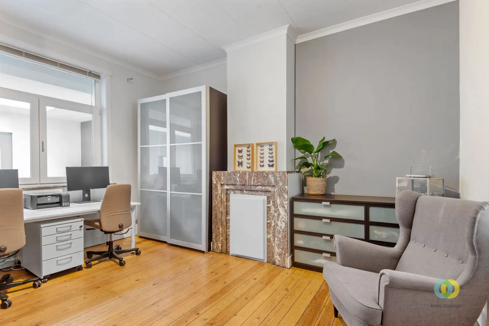 Charmante eengezinswoning met tuin foto 10