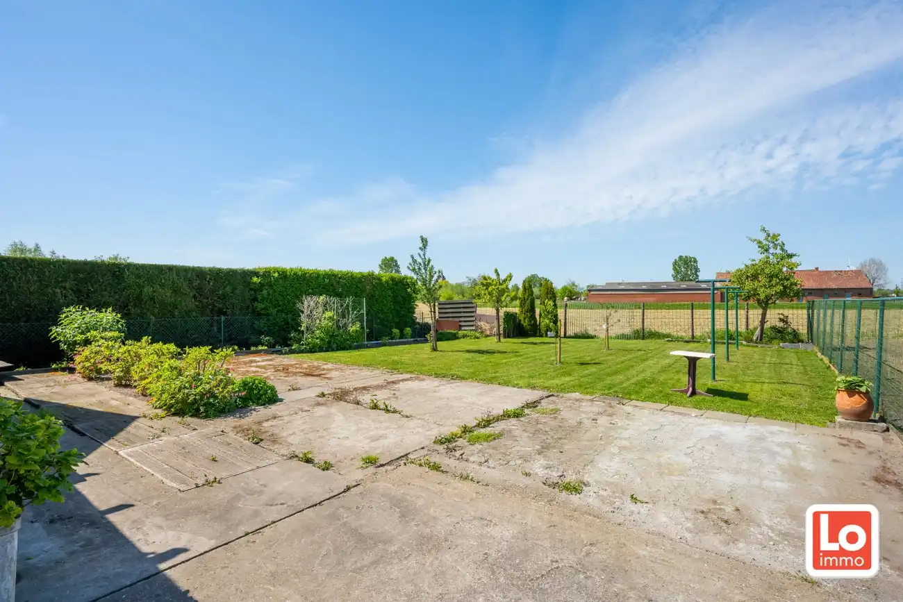 Landelijk gelegen half open woning met ruim bijgebouw (ca. 65m) en grote tuin met open zicht tussen Hijfte en Lochristi. foto 28