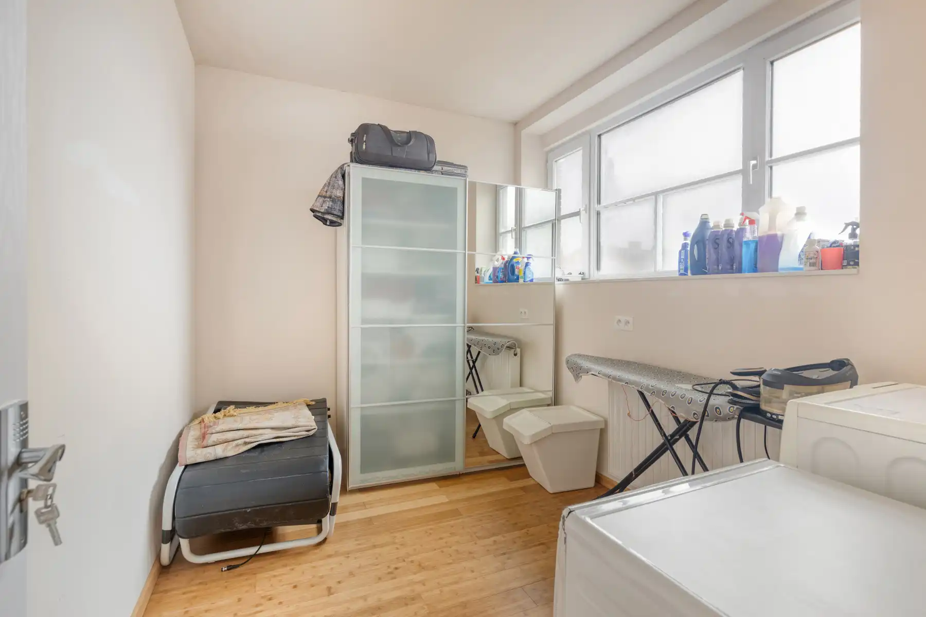 Gerenoveerde woning met 5 slaapkamers en tuin foto 16