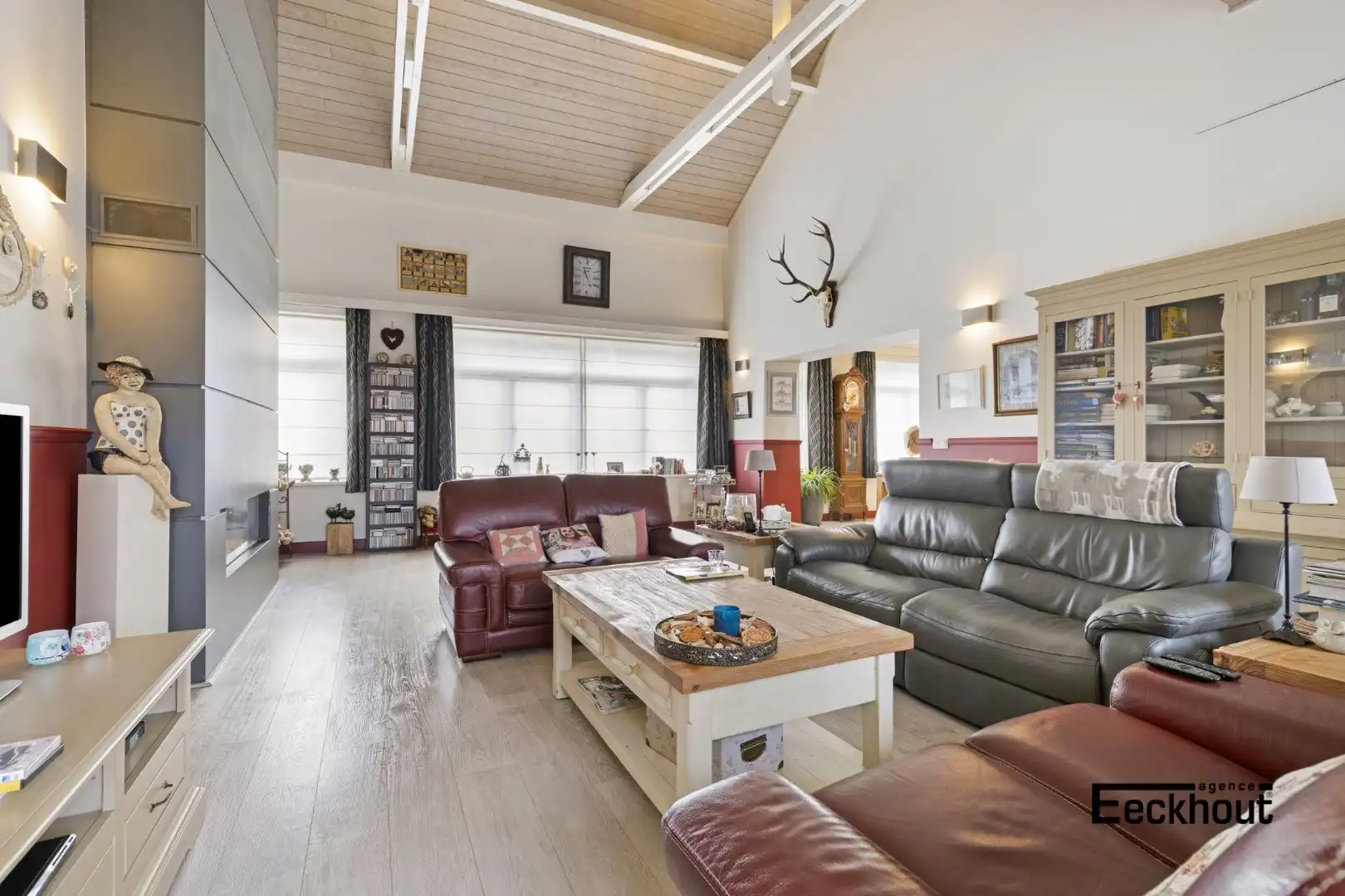 Uniek duplexappartement met zeer ruim terras! foto 9