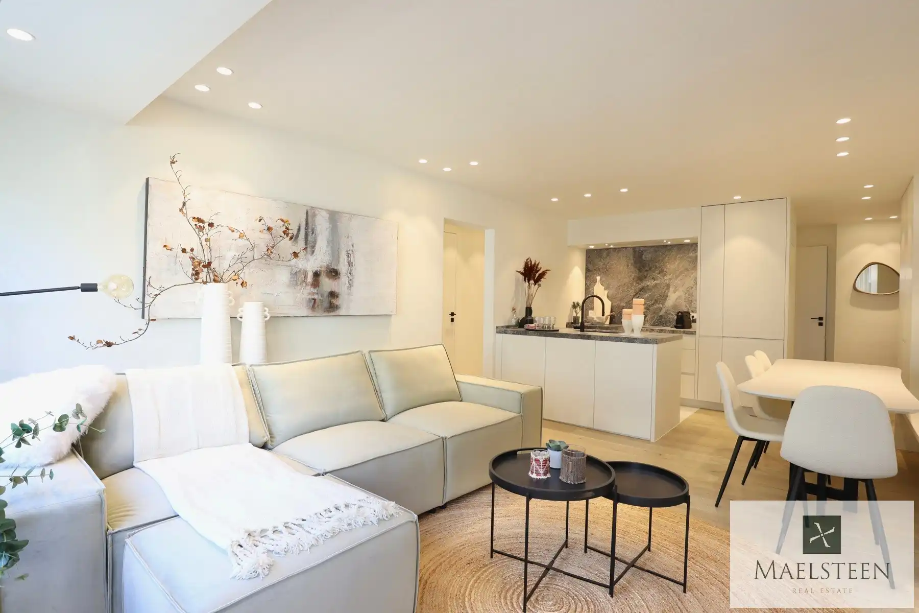 Gerenoveerd appartement 3 slaapkamer Knokke - Het Zoute foto {{pictureIndex}}