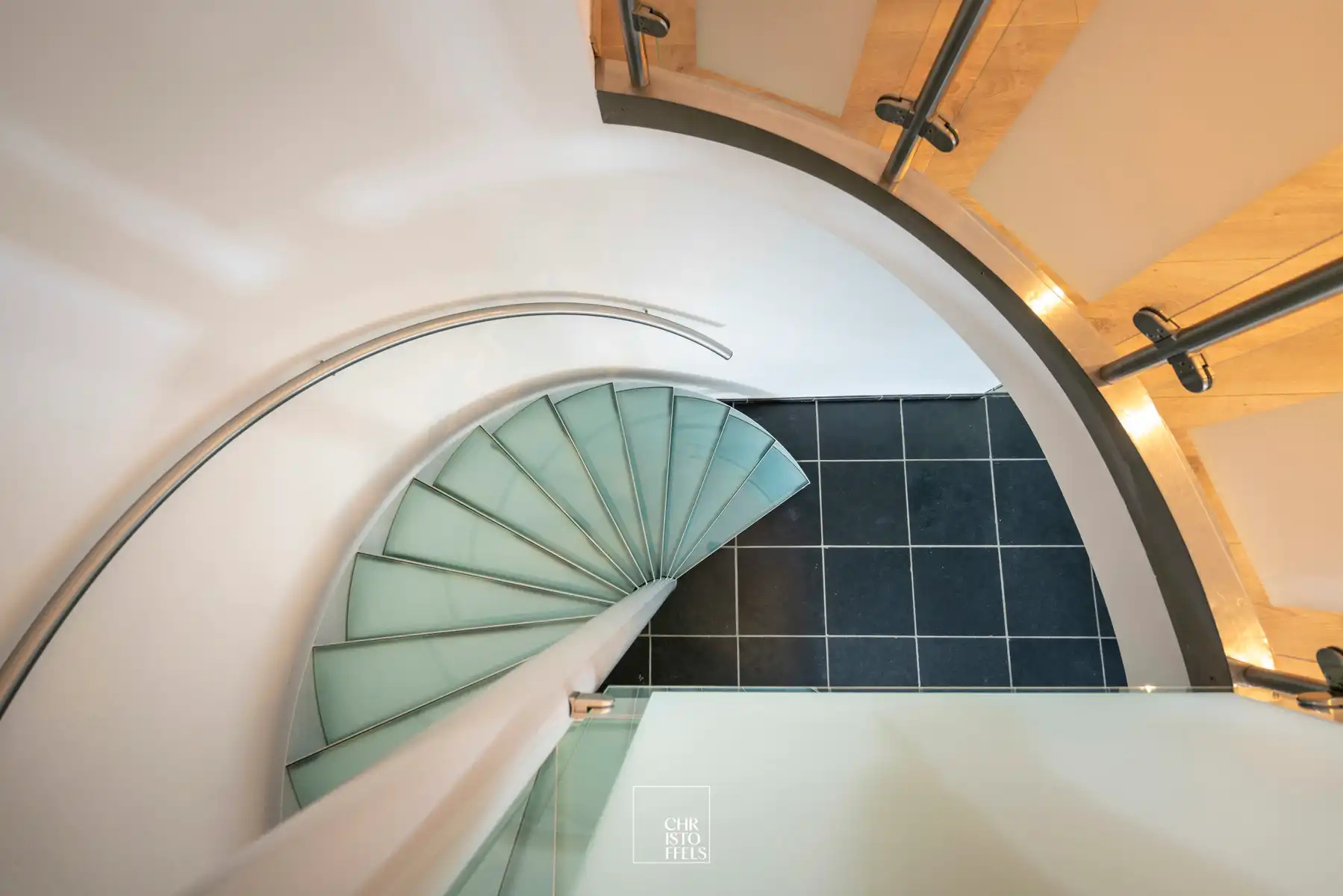 Elegante villa (384m²) op perceel van 1.349m² foto 3