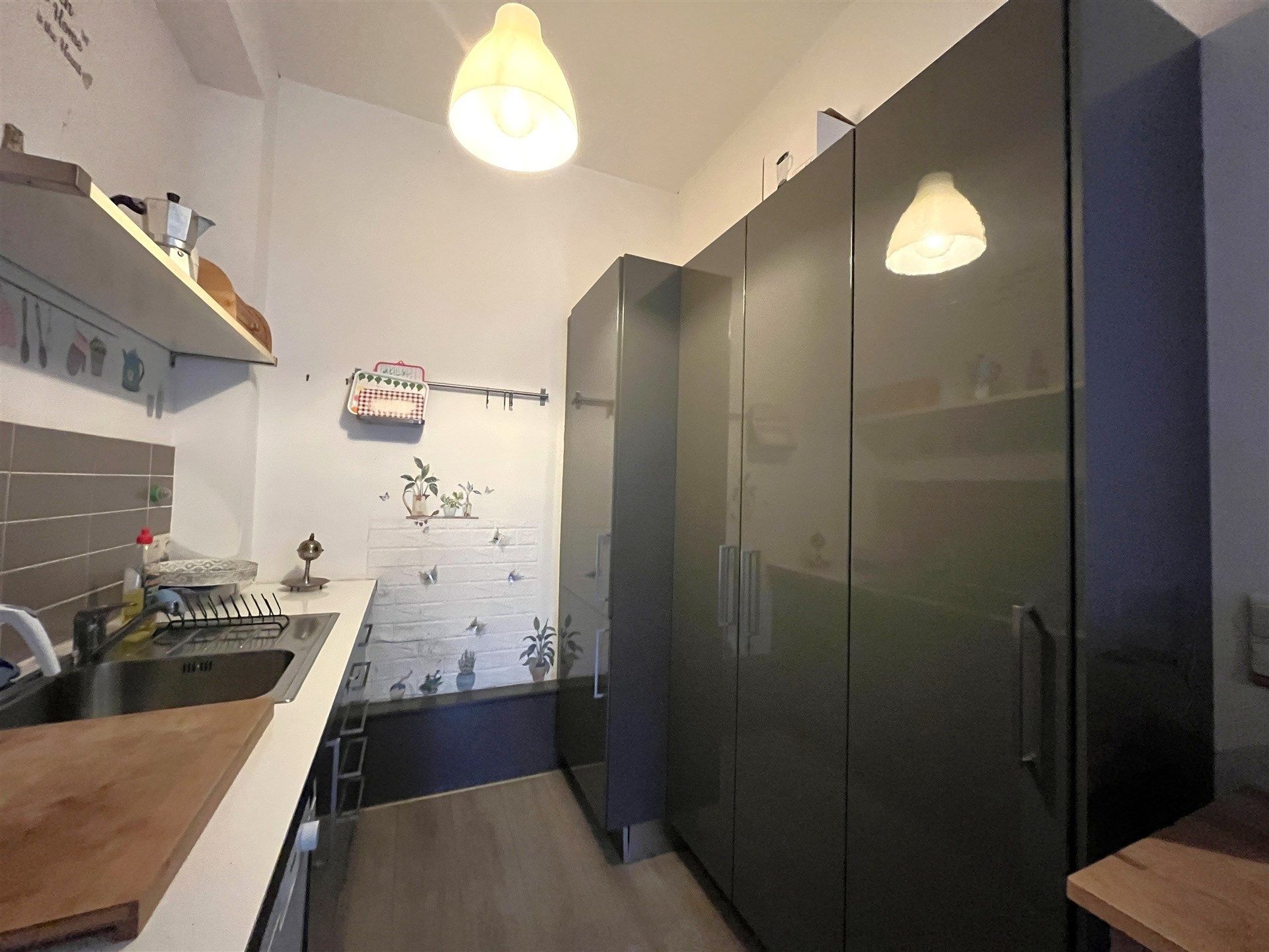 Gezellig appartement met 1 slaapkamer en tuin! foto 6