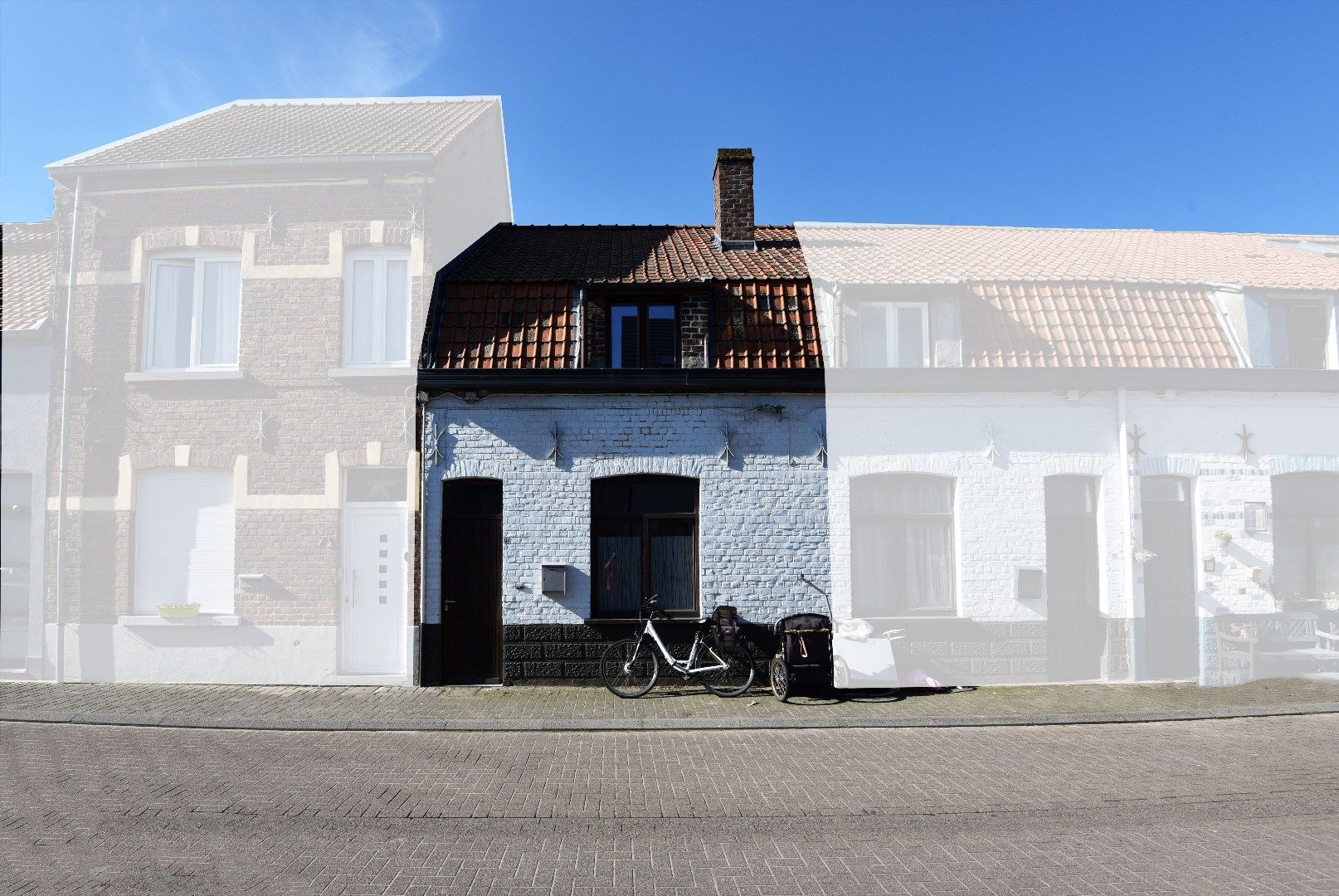 Rijwoning met 2 slaapkamers en tuintje te Eeklo foto {{pictureIndex}}