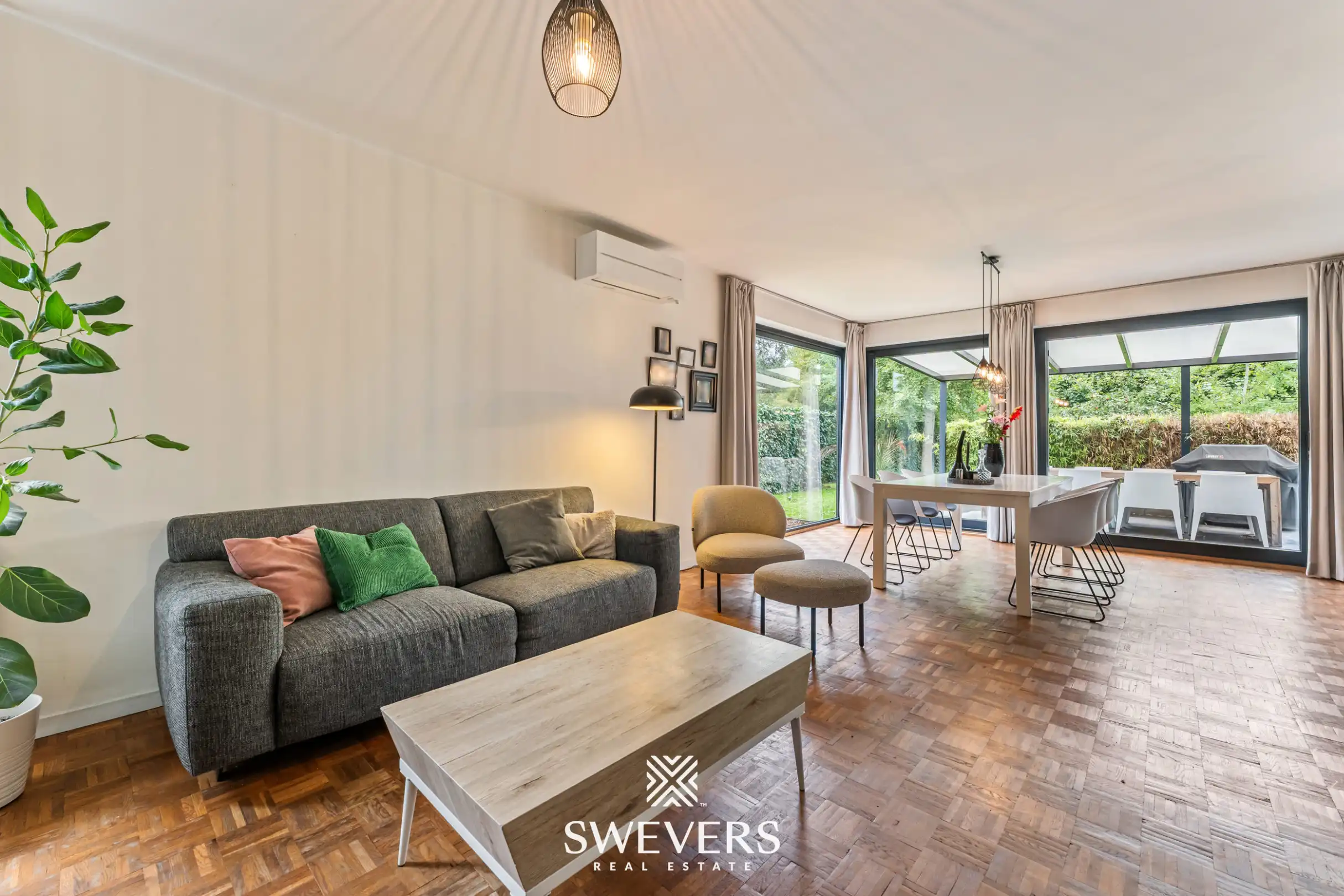 Recente en lichtrijke woning met zonnige zuidwestelijke tuin te Zonhoven:  foto 3