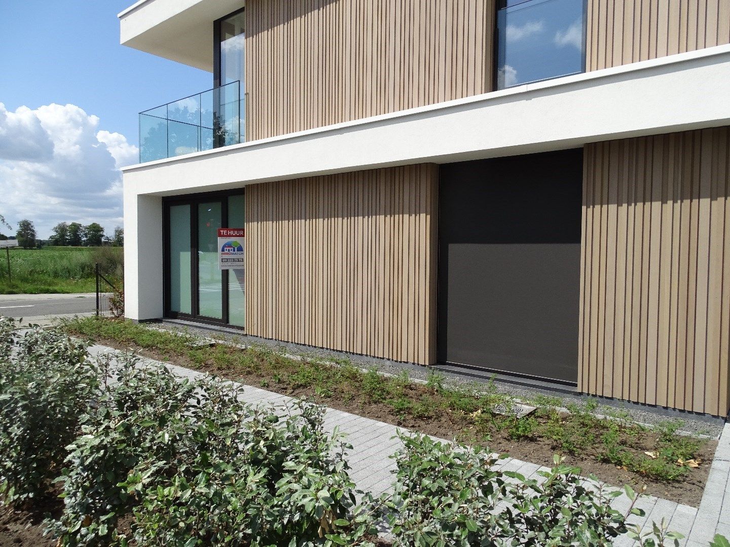 Modern 1 slpk ,Technologiepark en UZ Gent met parkeerplaats foto {{pictureIndex}}