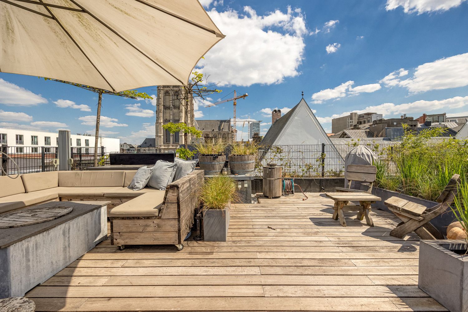 Unieke en energiezuinige stadsvilla (224m²) met fantastisch zonneterras in het hart van historisch Antwerpen – luxe, rust en boordevol karakter! foto 36