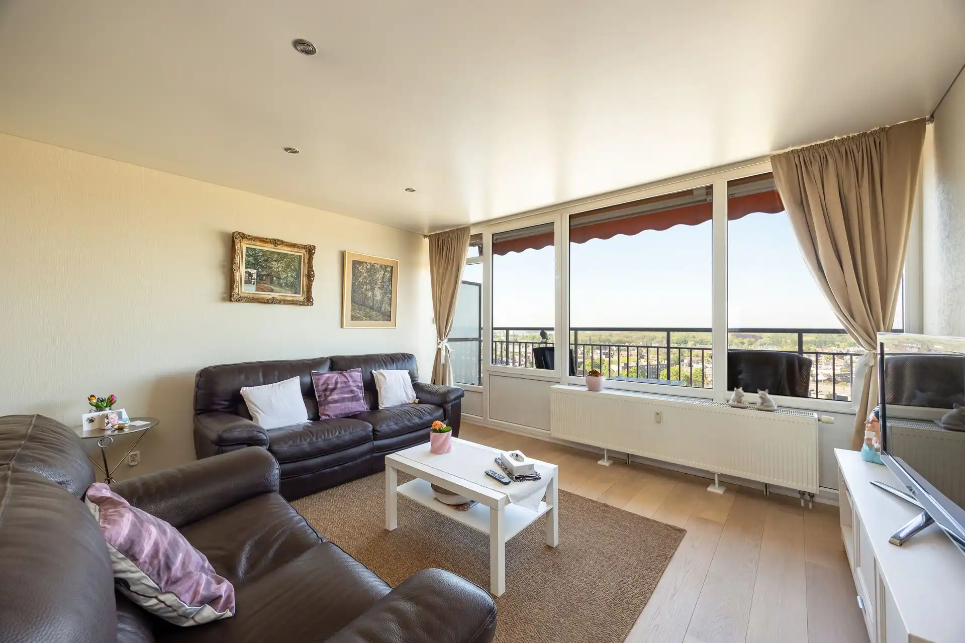 Ruim appartement met 2 terrassen in Wilrijk! foto 5