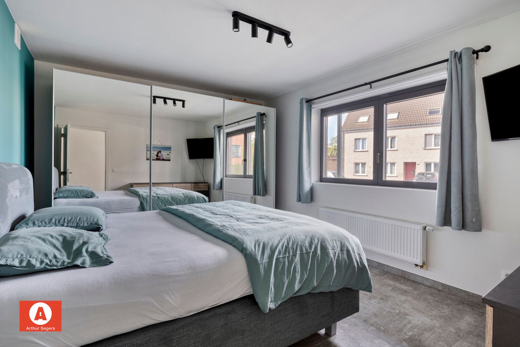 Gelijkvloers appartement met tuin (Z) en 2 staanplaatsen foto 15
