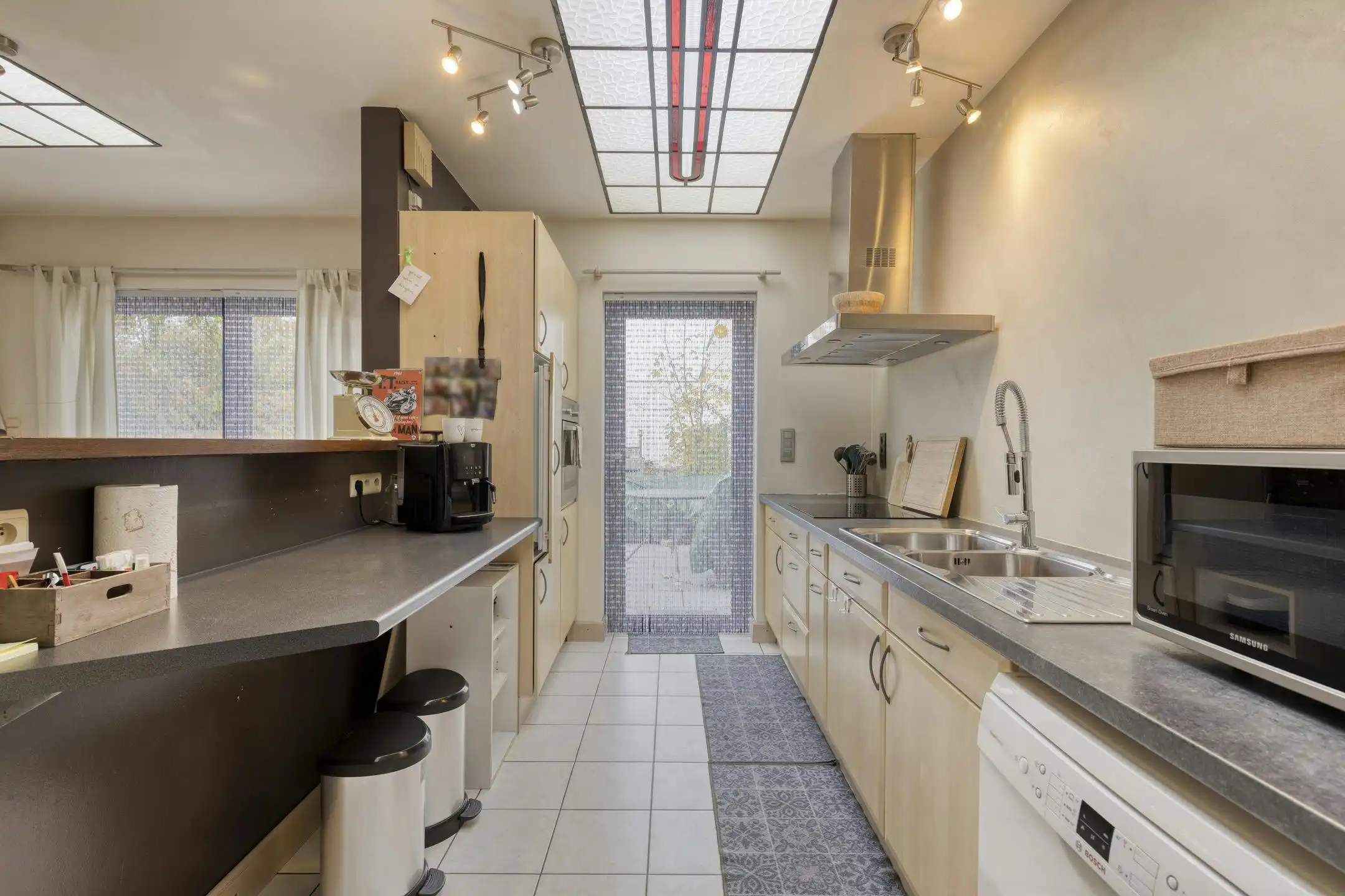 Zeer ruime centraal gelegen herenwoning in Sint-Niklaas foto 8