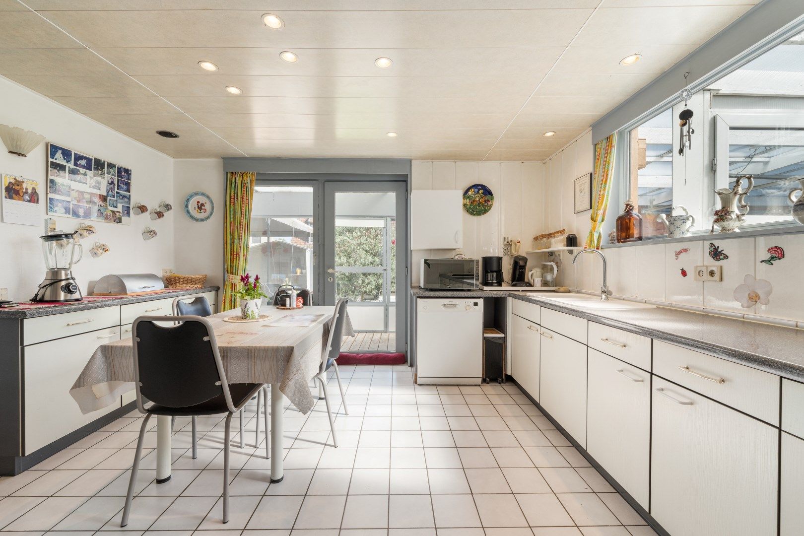 Te renoveren hoekwoning met 3 slaapkamers!  foto 7