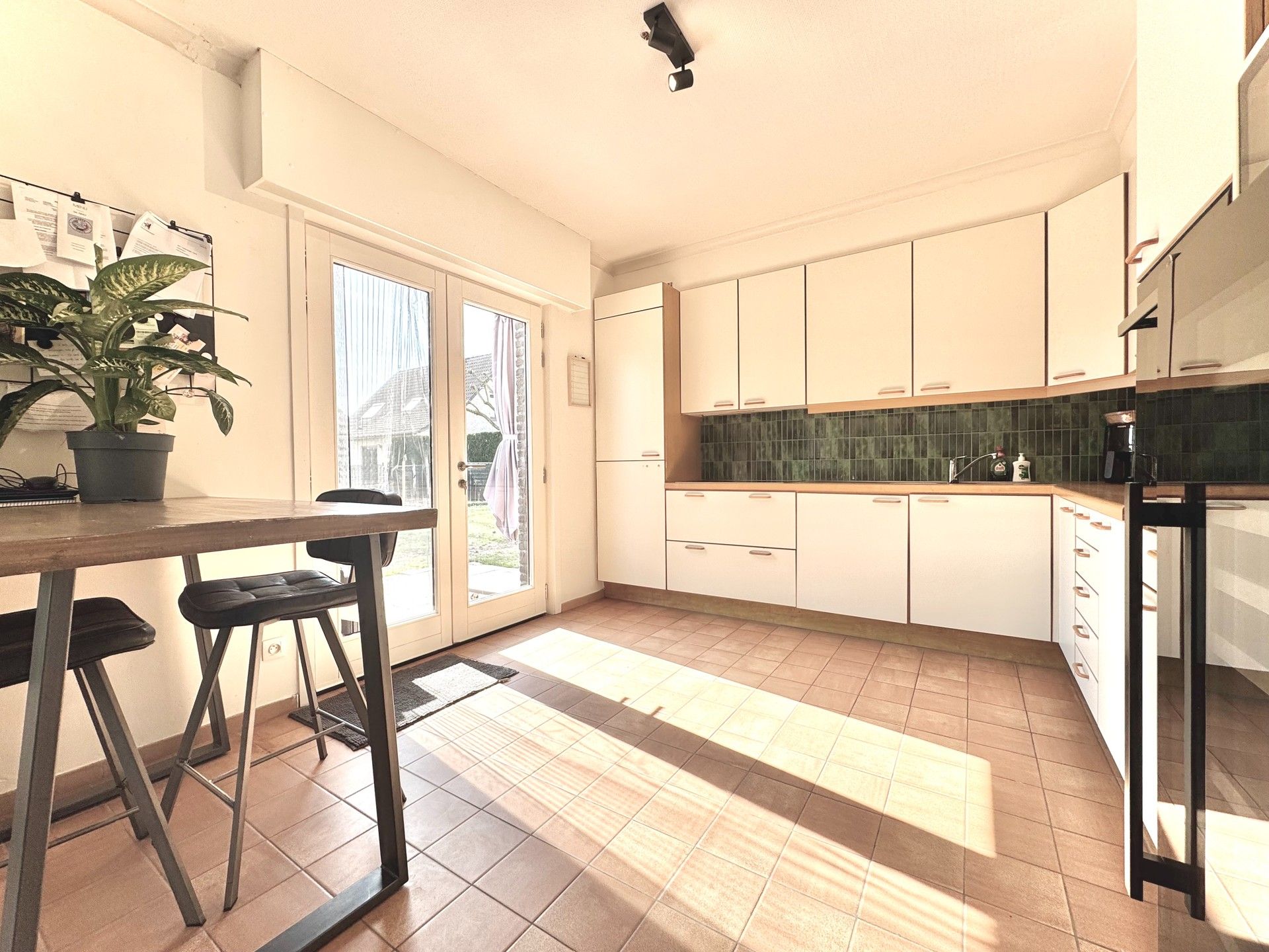 ENERGIEZUINIGE BUNGALOW OP RUSTIGE LOCATIE - 641 m² foto 15