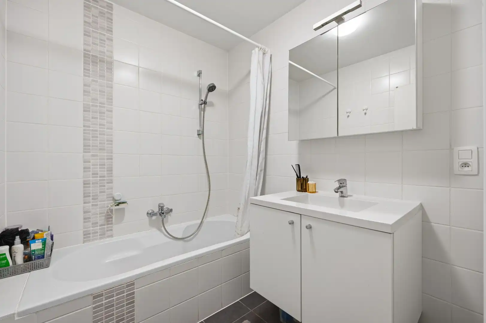 Instapklaar appartement met 2 slpks en autostaanplaats foto 13