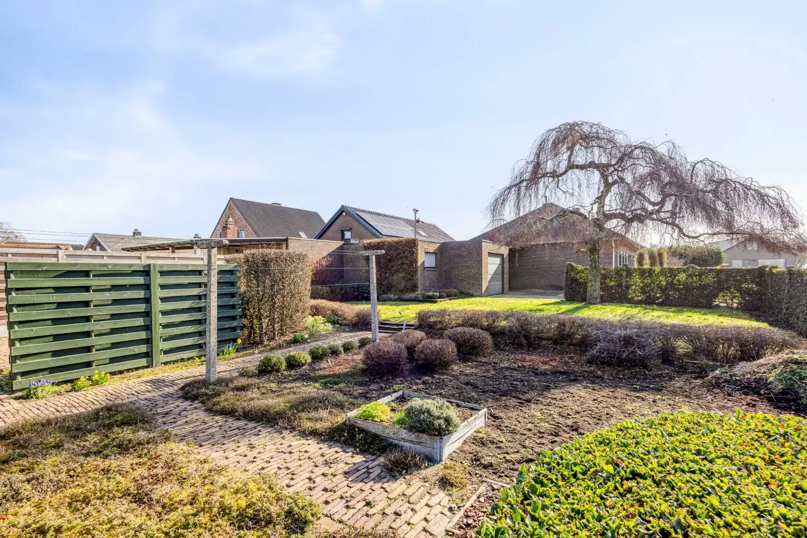 Gelijkvloerse woning met 3 slpks, rustig gelegen op 868 m² ! foto 25