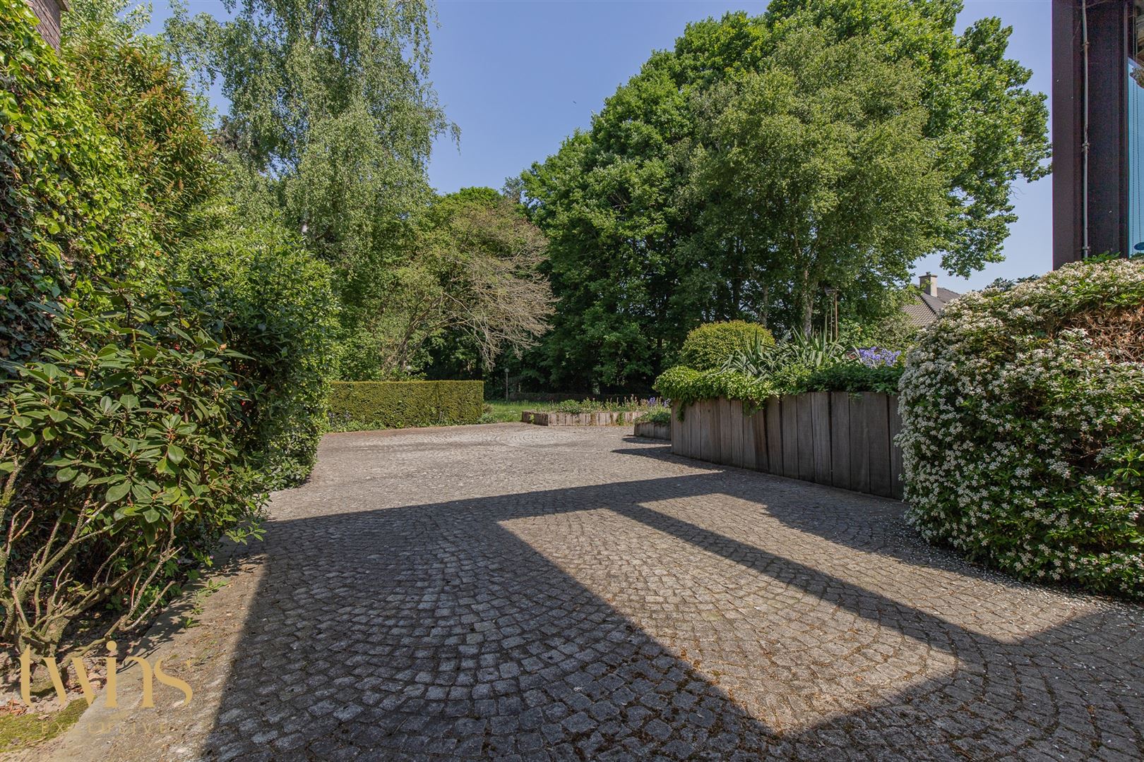 Te koop – Unieke eigendom met commerciële ligging op 4.143 m² te Dendermonde. foto 13